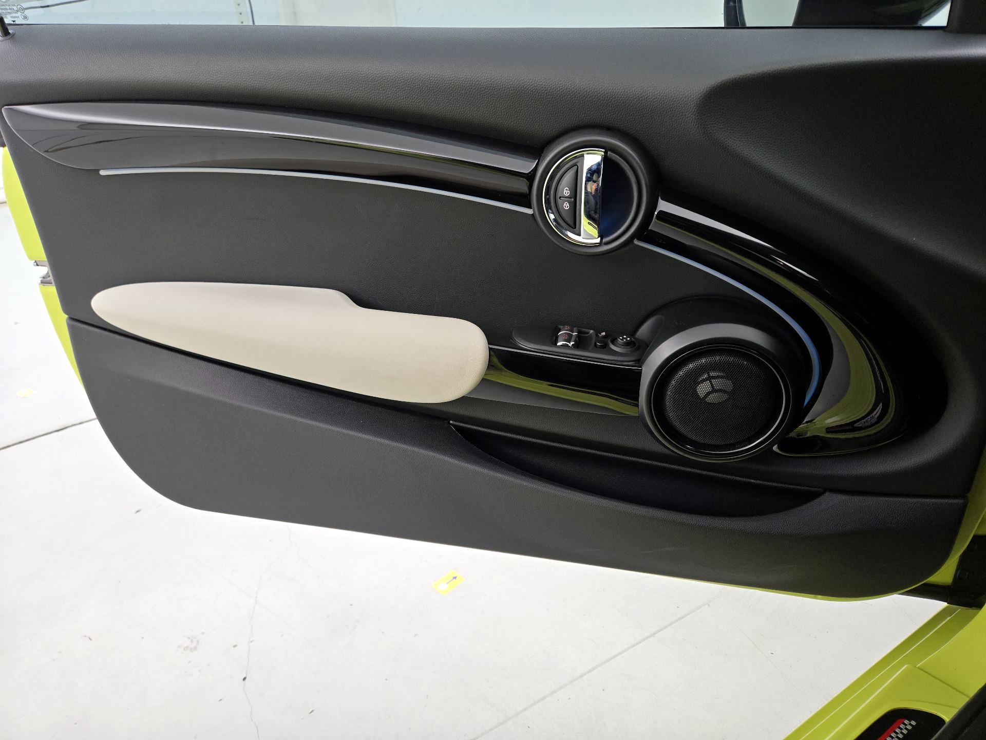 Thumbnail: 2024 MINI Cooper Hardtop - 12