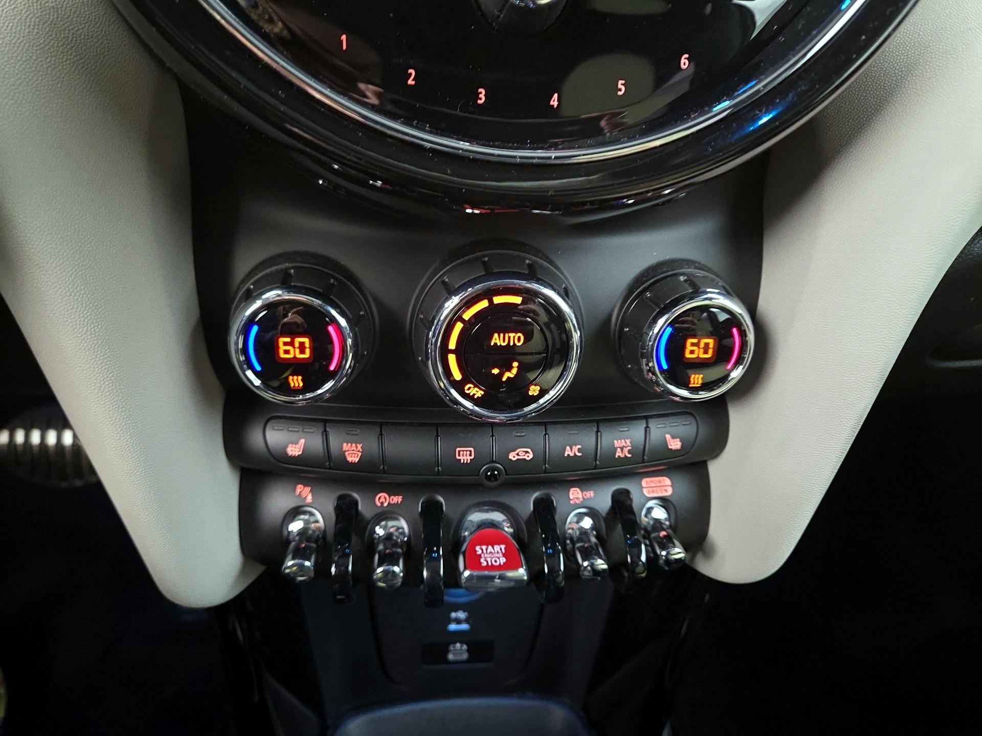 Thumbnail: 2024 MINI Cooper Hardtop - 17