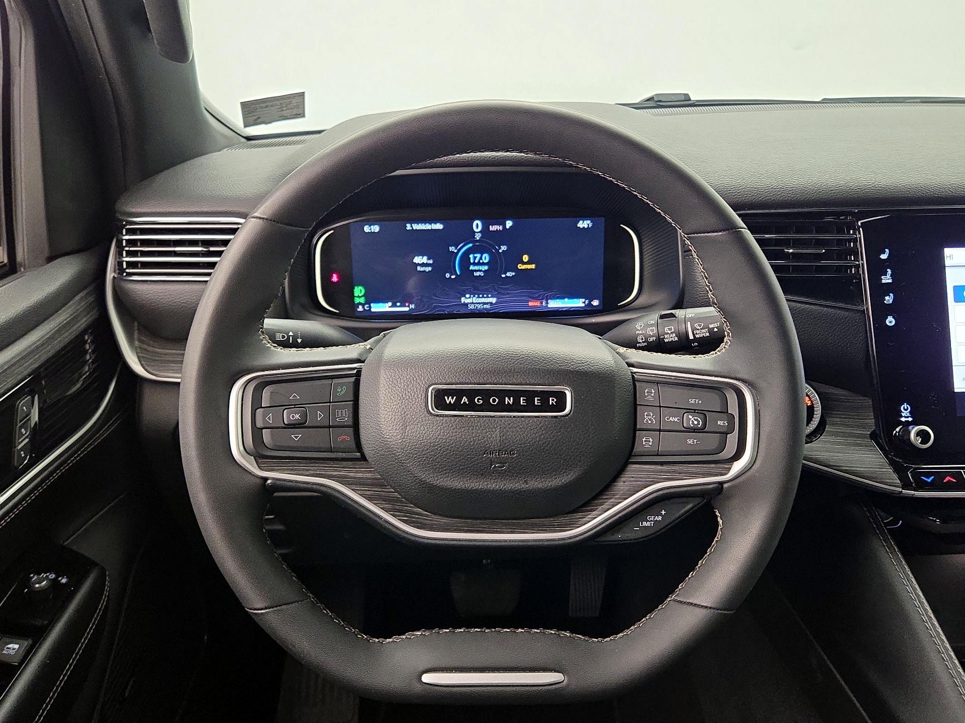 Thumbnail: 2024 Jeep Wagoneer - 10