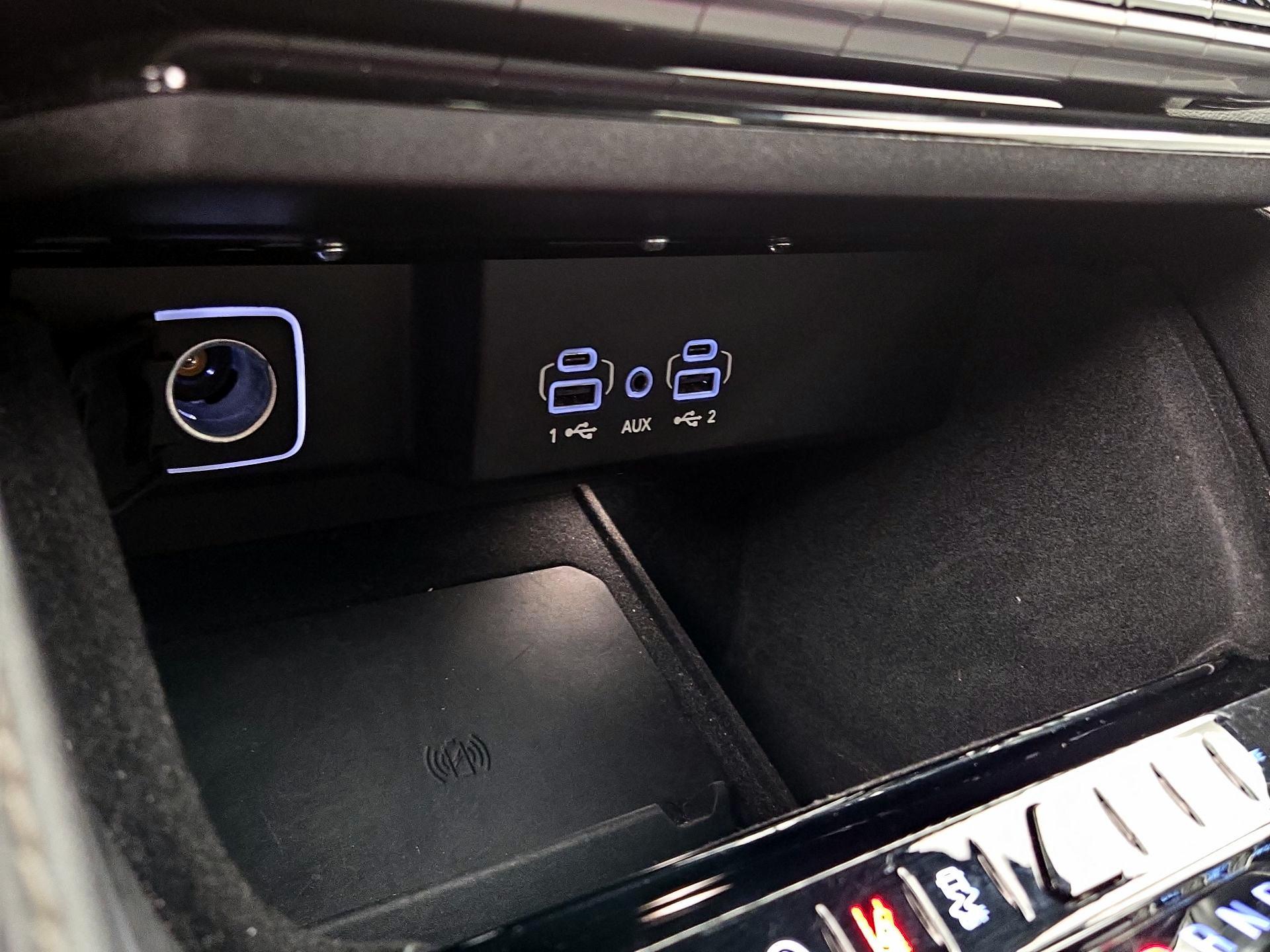 Thumbnail: 2024 Jeep Wagoneer - 19