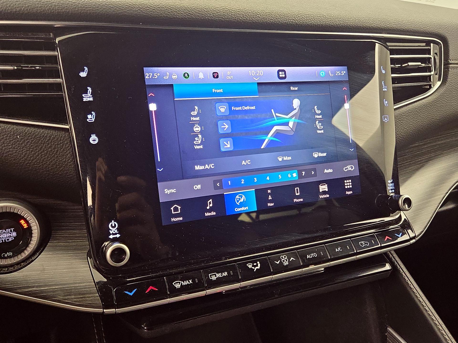 Thumbnail: 2024 Jeep Wagoneer - 17