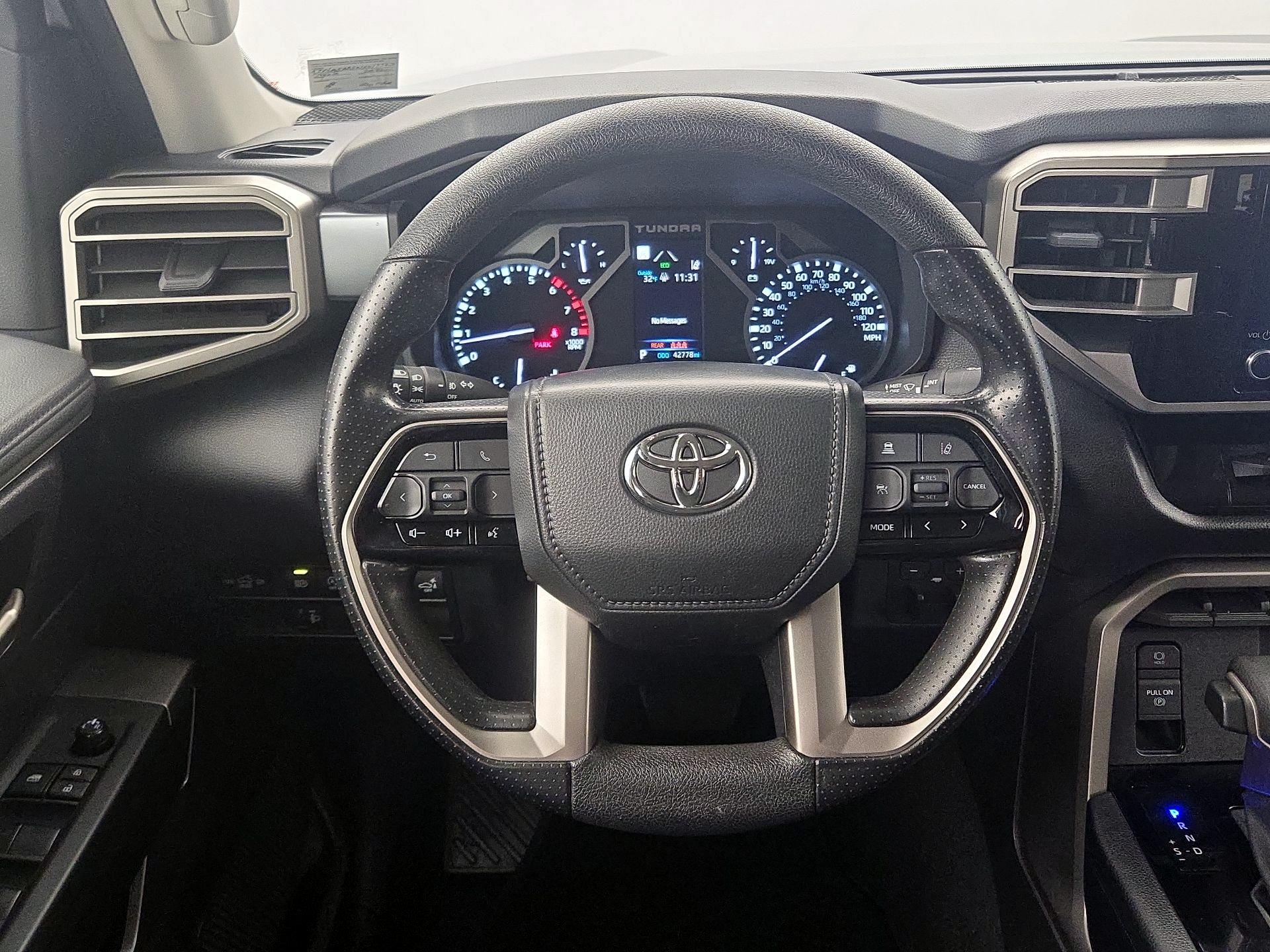 Thumbnail: 2022 Toyota Tundra - 10