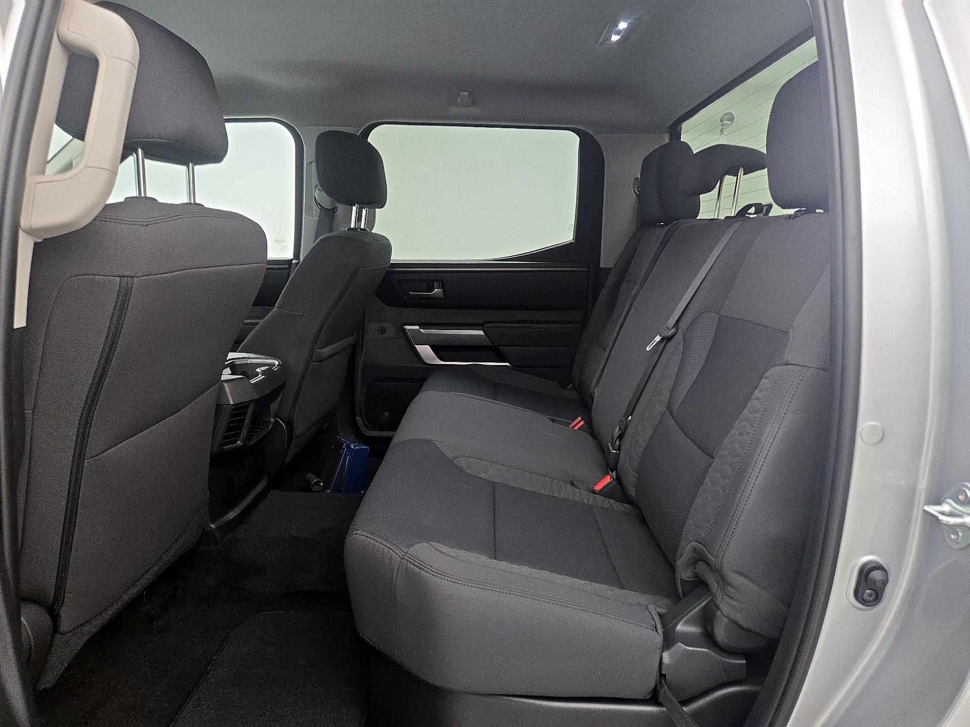 Thumbnail: 2022 Toyota Tundra - 19