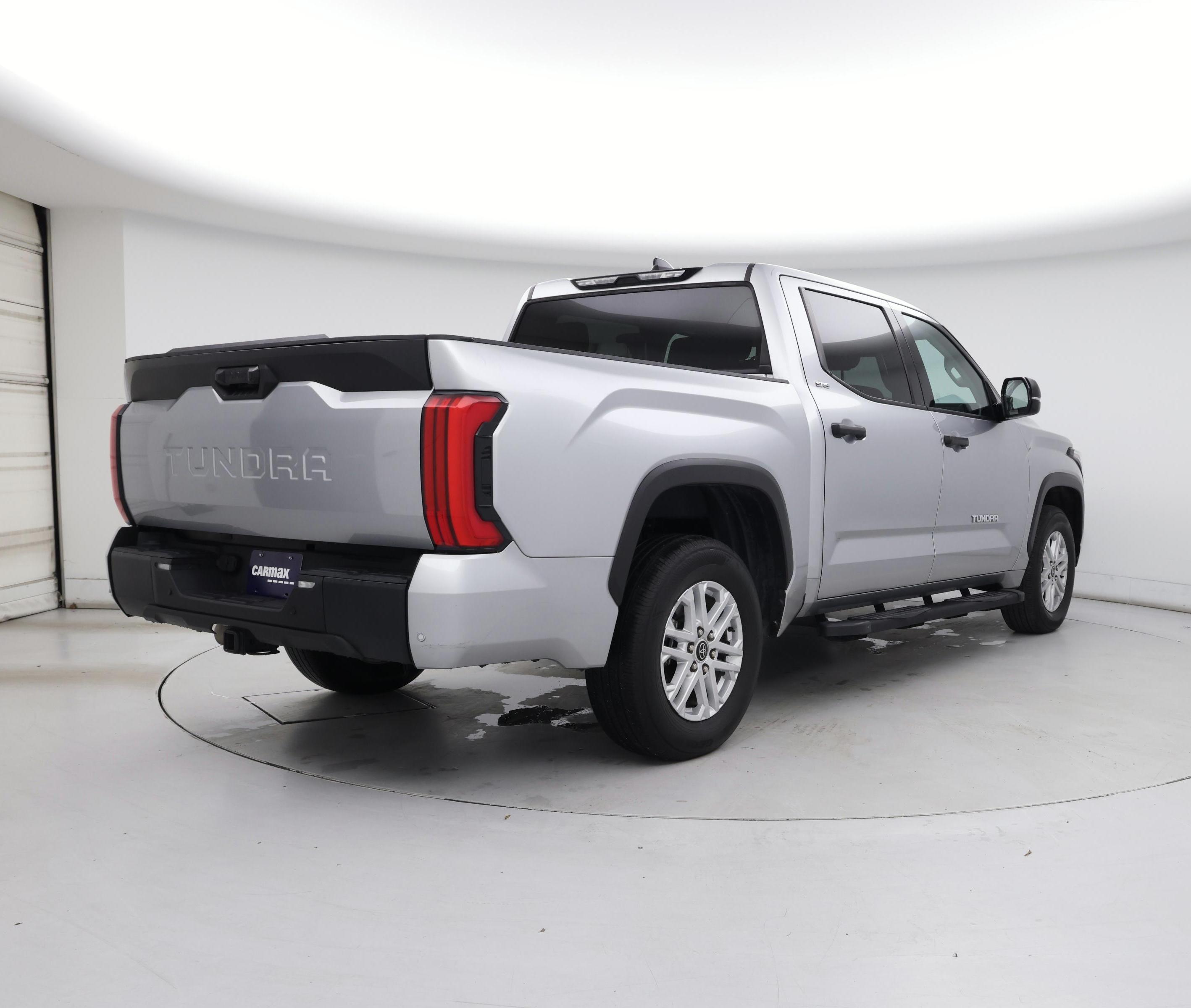 Thumbnail: 2022 Toyota Tundra - 8