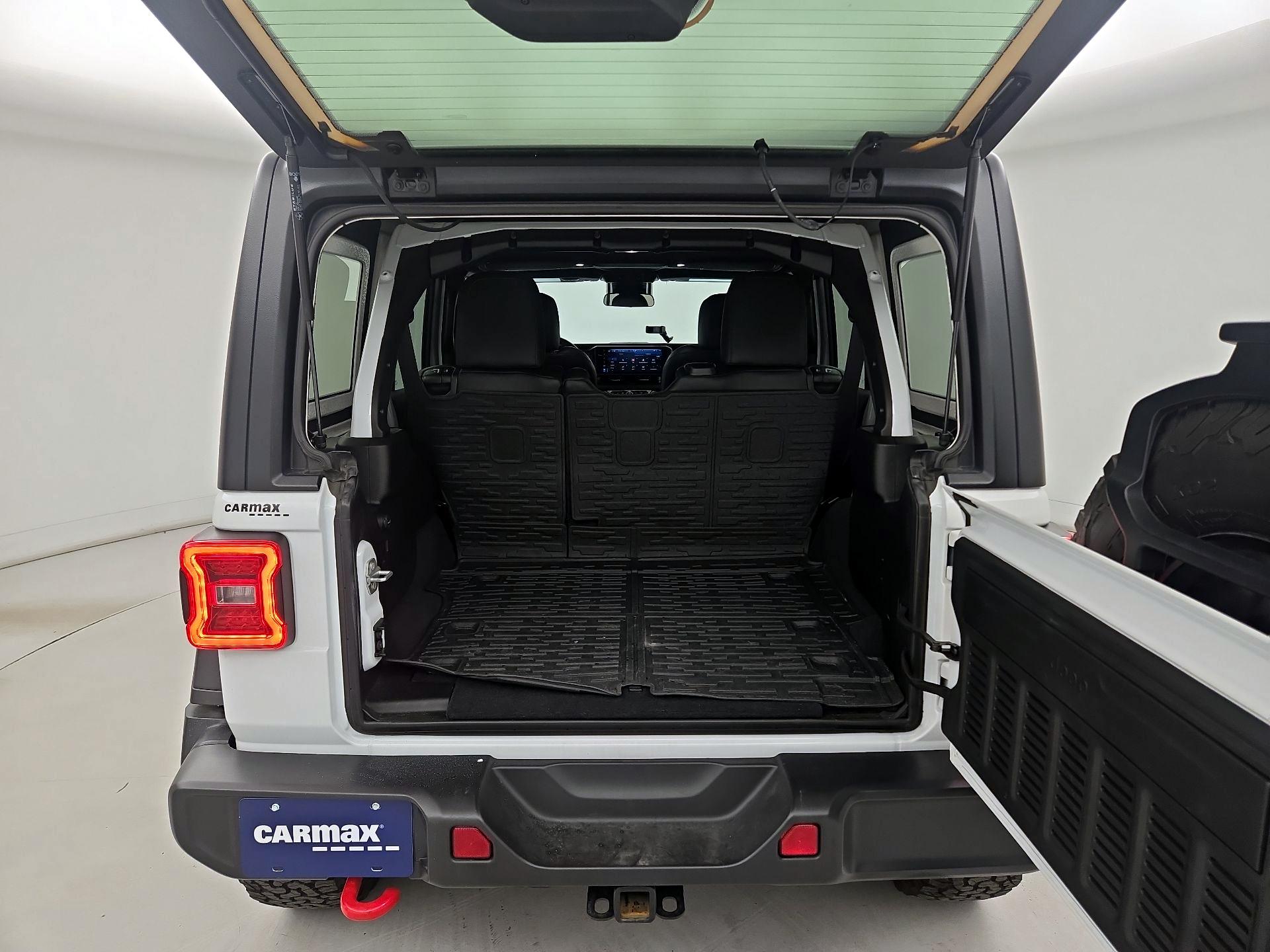 Thumbnail: 2024 Jeep Wrangler - 20