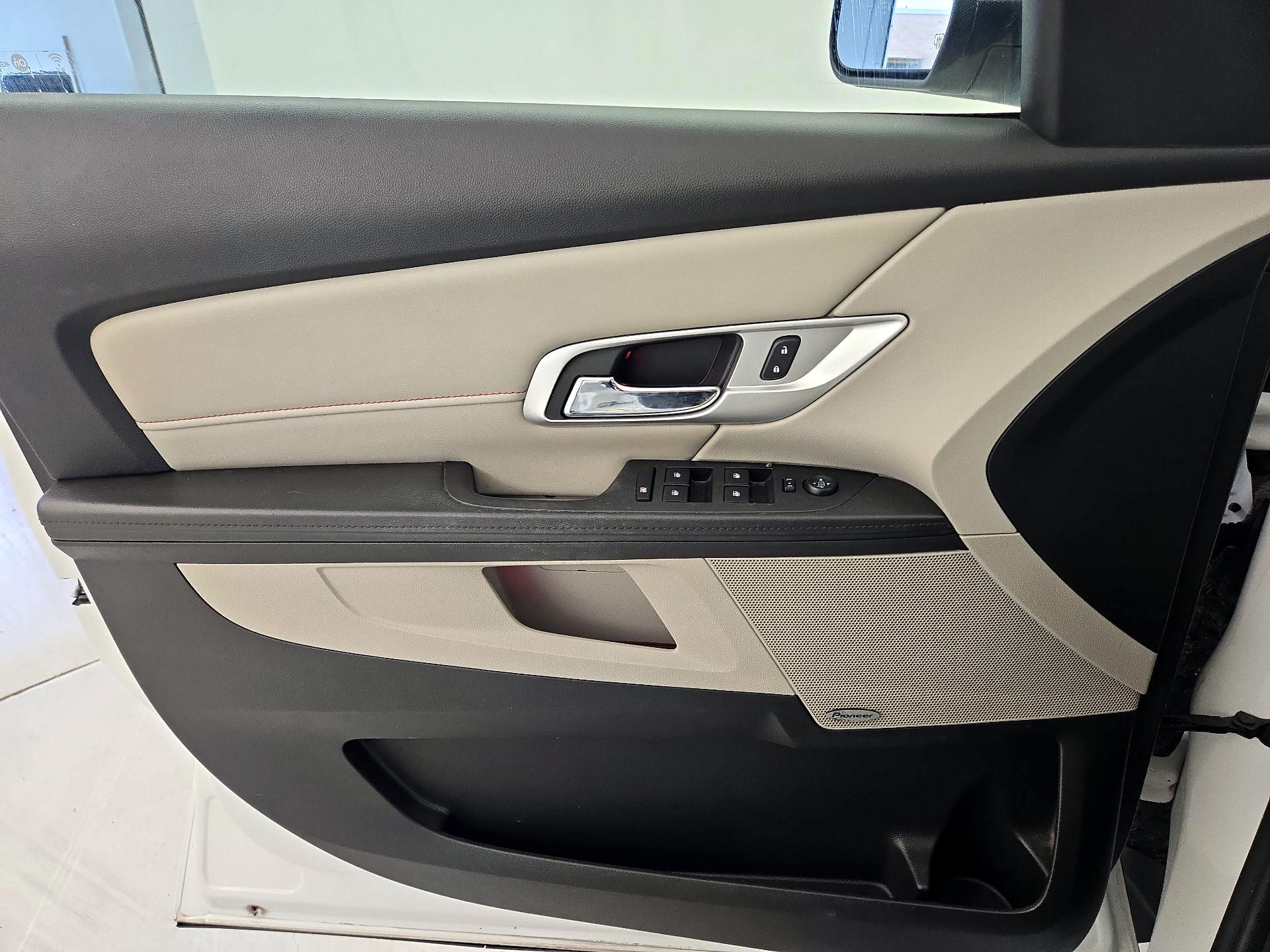 Thumbnail: 2017 GMC Terrain - 12