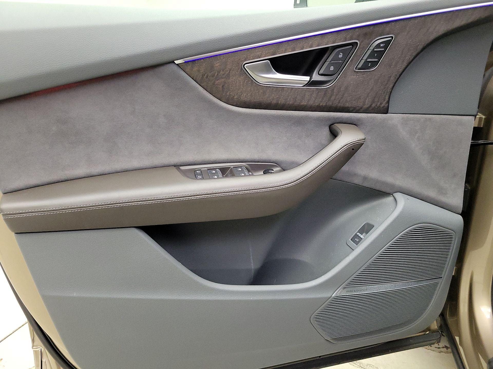 Thumbnail: 2019 Audi Q8 - 12