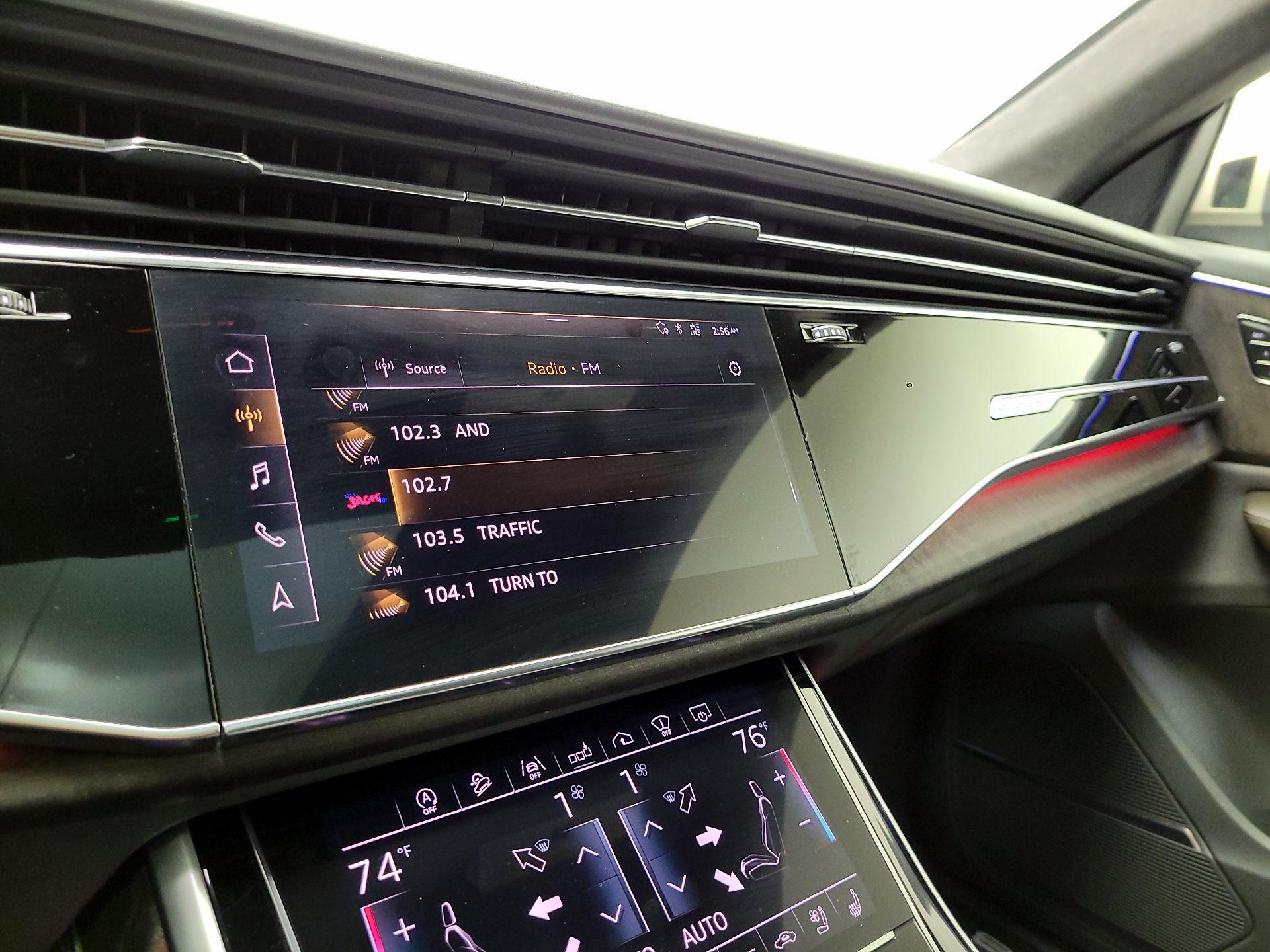 Thumbnail: 2019 Audi Q8 - 16