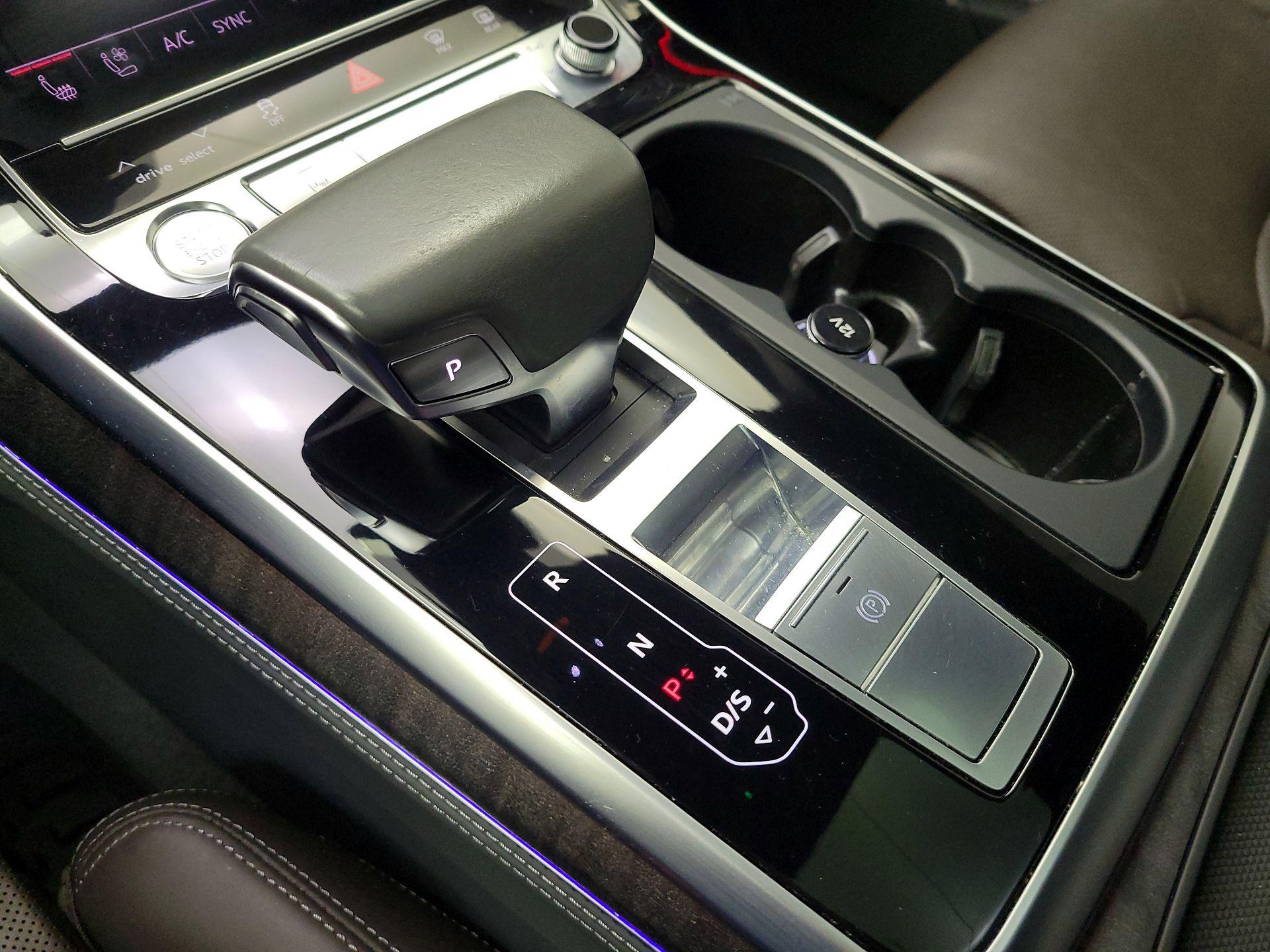 Thumbnail: 2019 Audi Q8 - 18