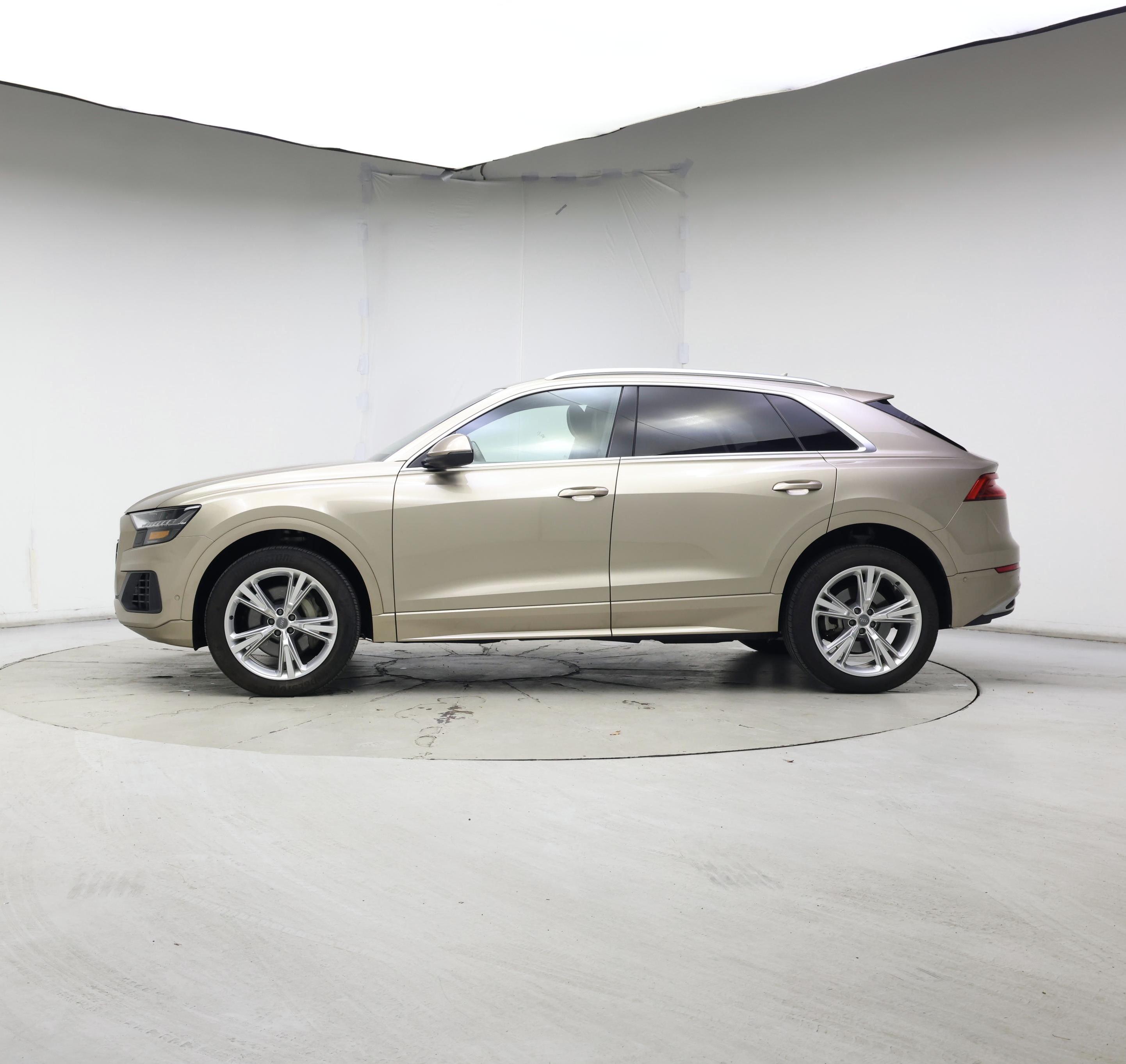 Thumbnail: 2019 Audi Q8 - 3