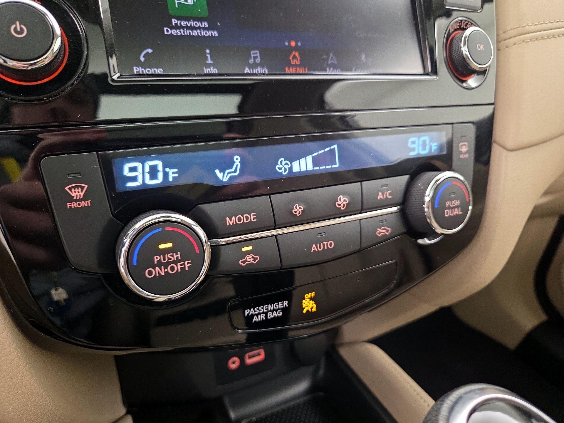 Thumbnail: 2018 Nissan Rogue - 17