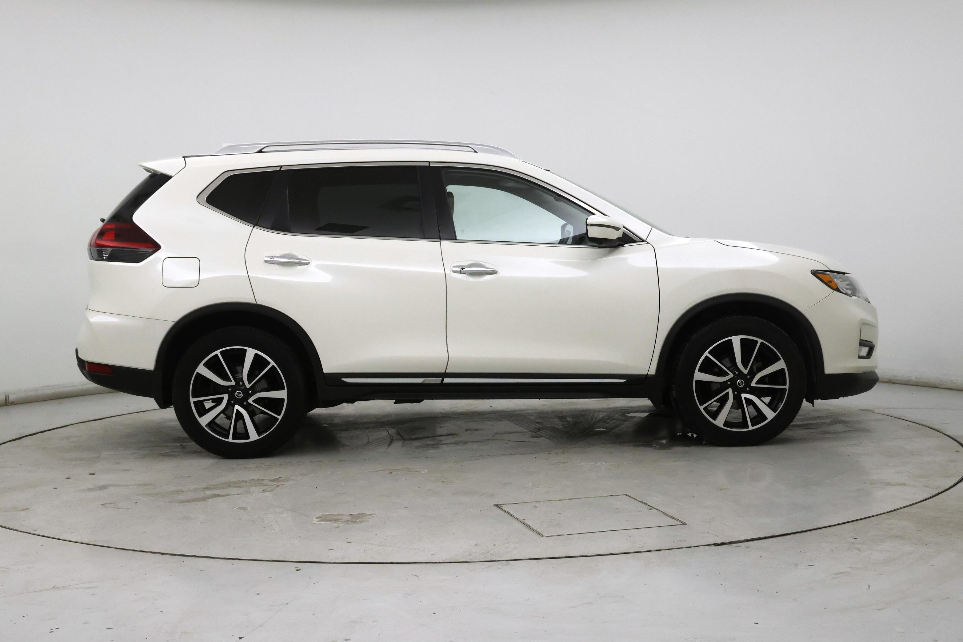 Thumbnail: 2018 Nissan Rogue - 7