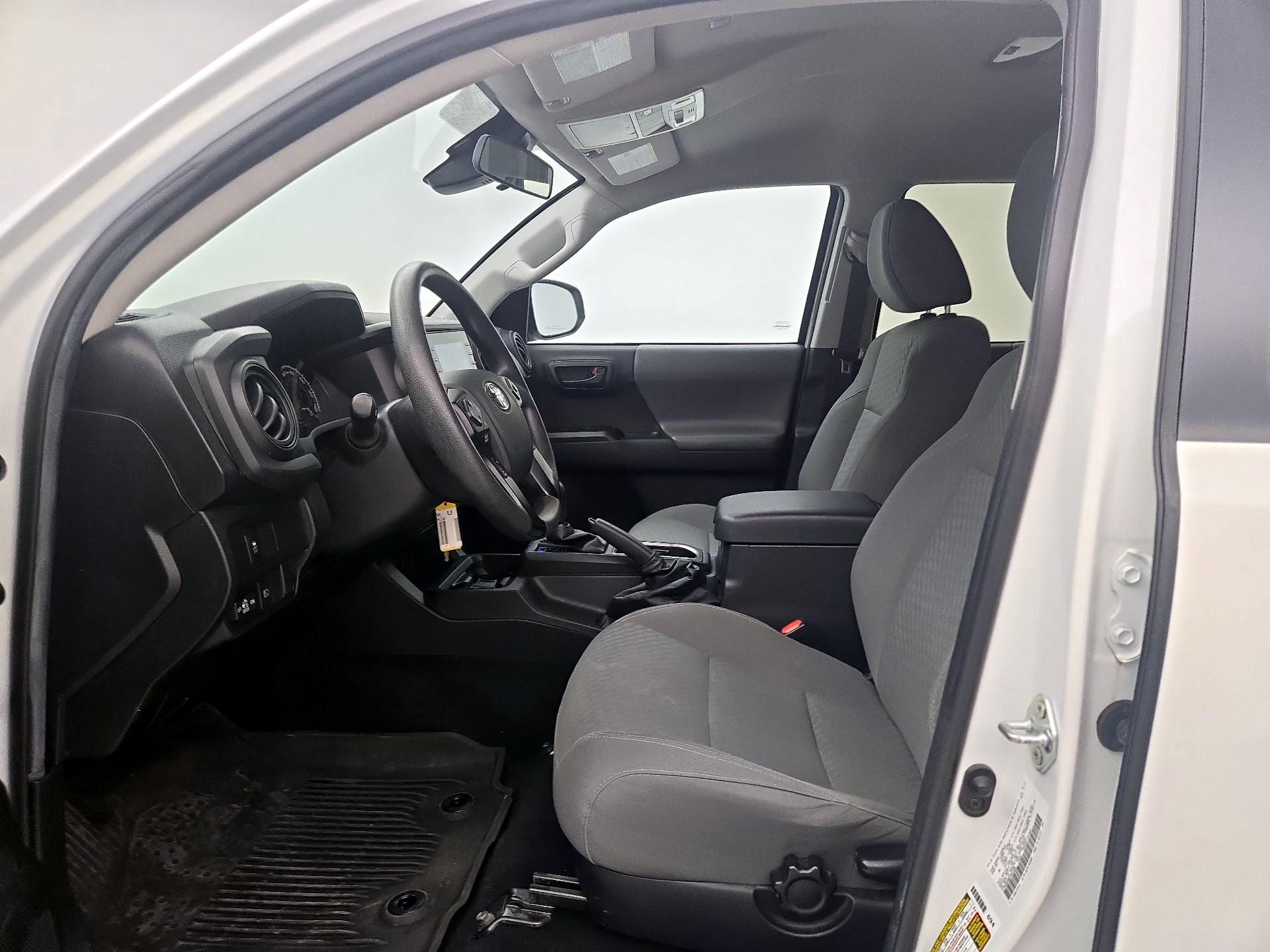 Thumbnail: 2022 Toyota Tacoma - 11