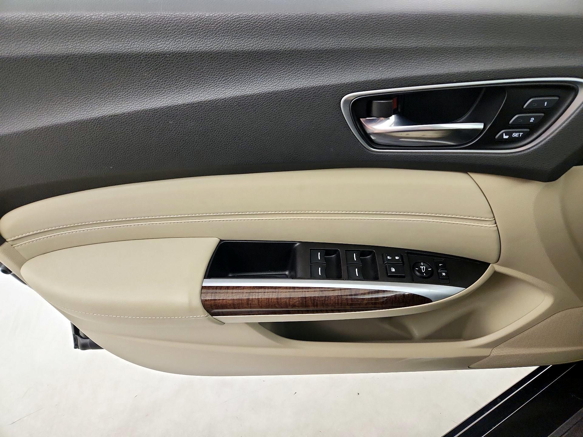 Thumbnail: 2020 Acura TLX - 12