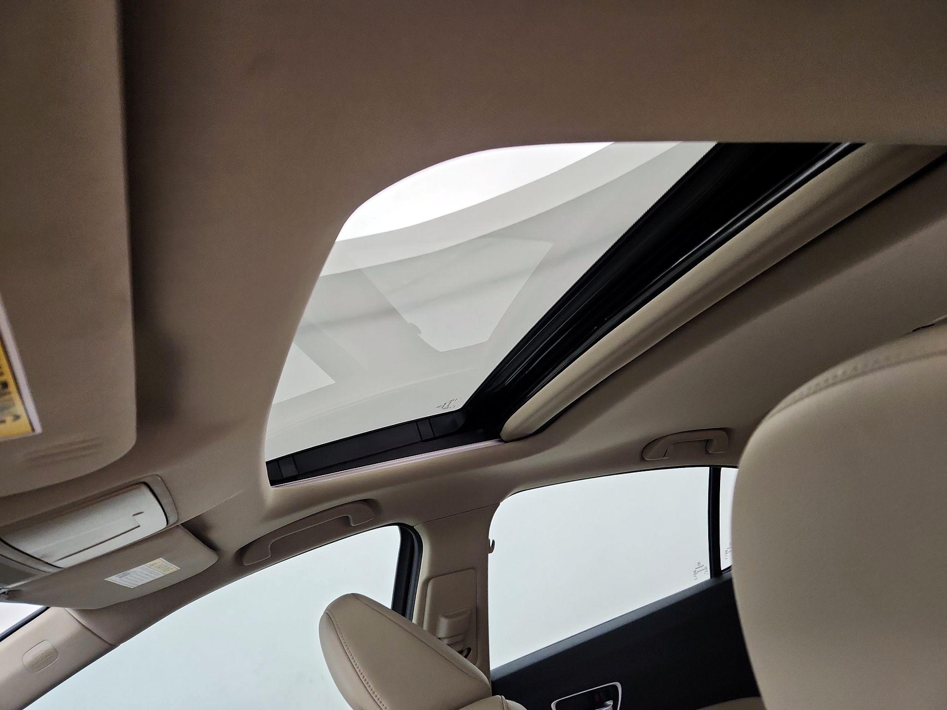 Thumbnail: 2020 Acura TLX - 19