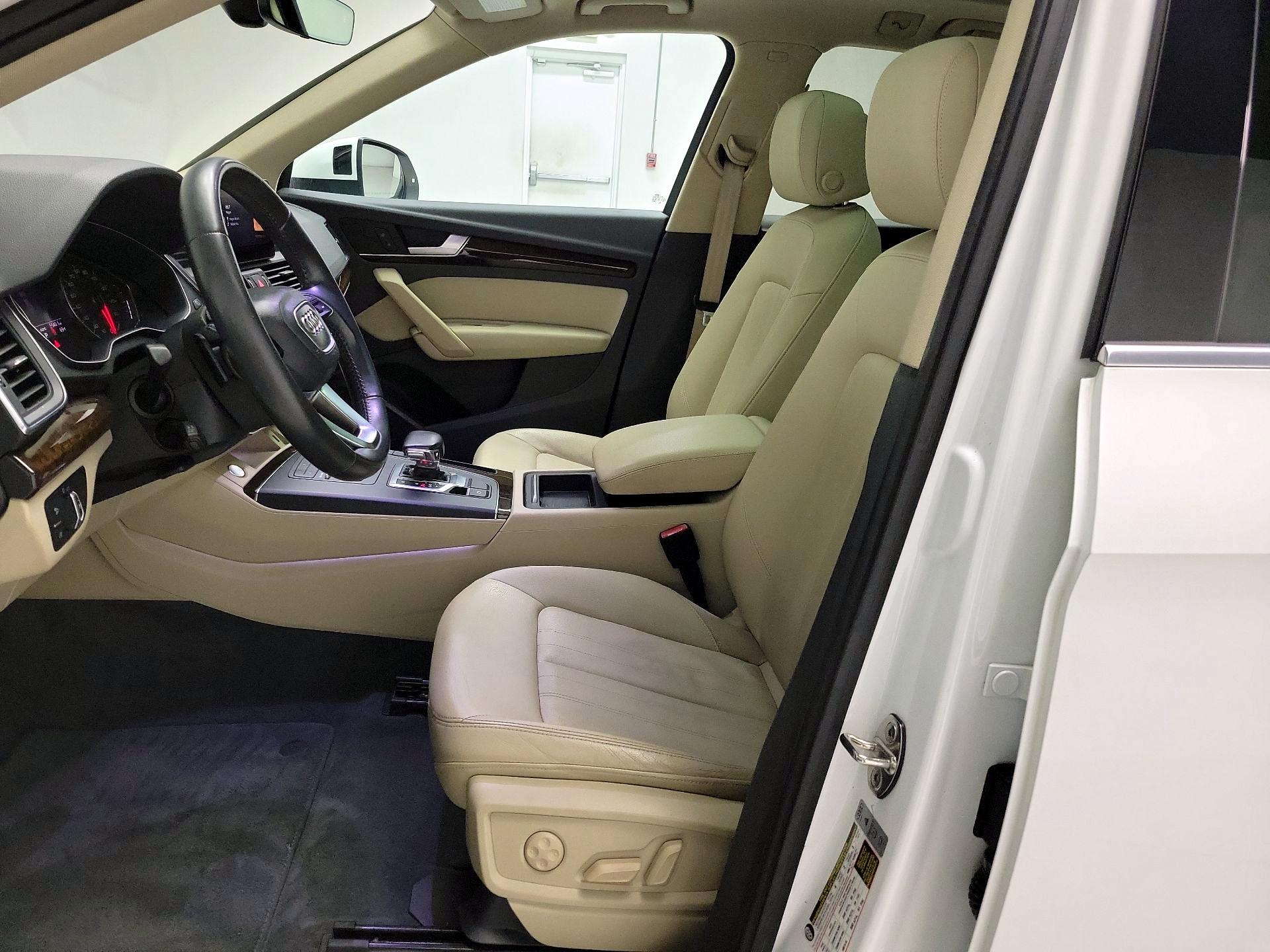 Thumbnail: 2019 Audi Q5 - 11