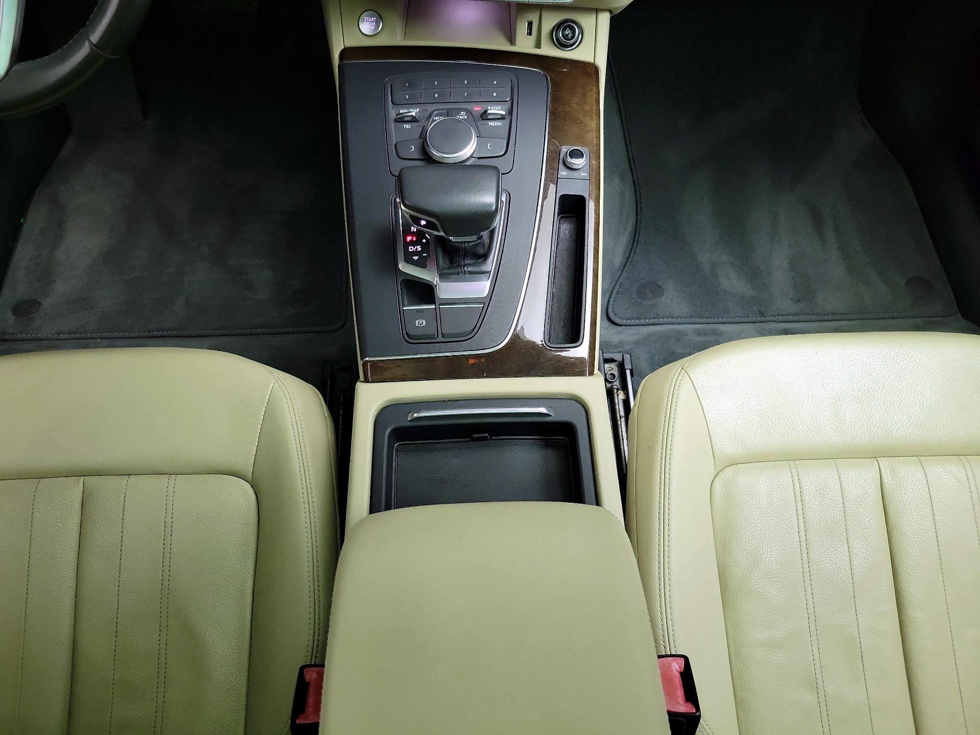 Thumbnail: 2019 Audi Q5 - 17