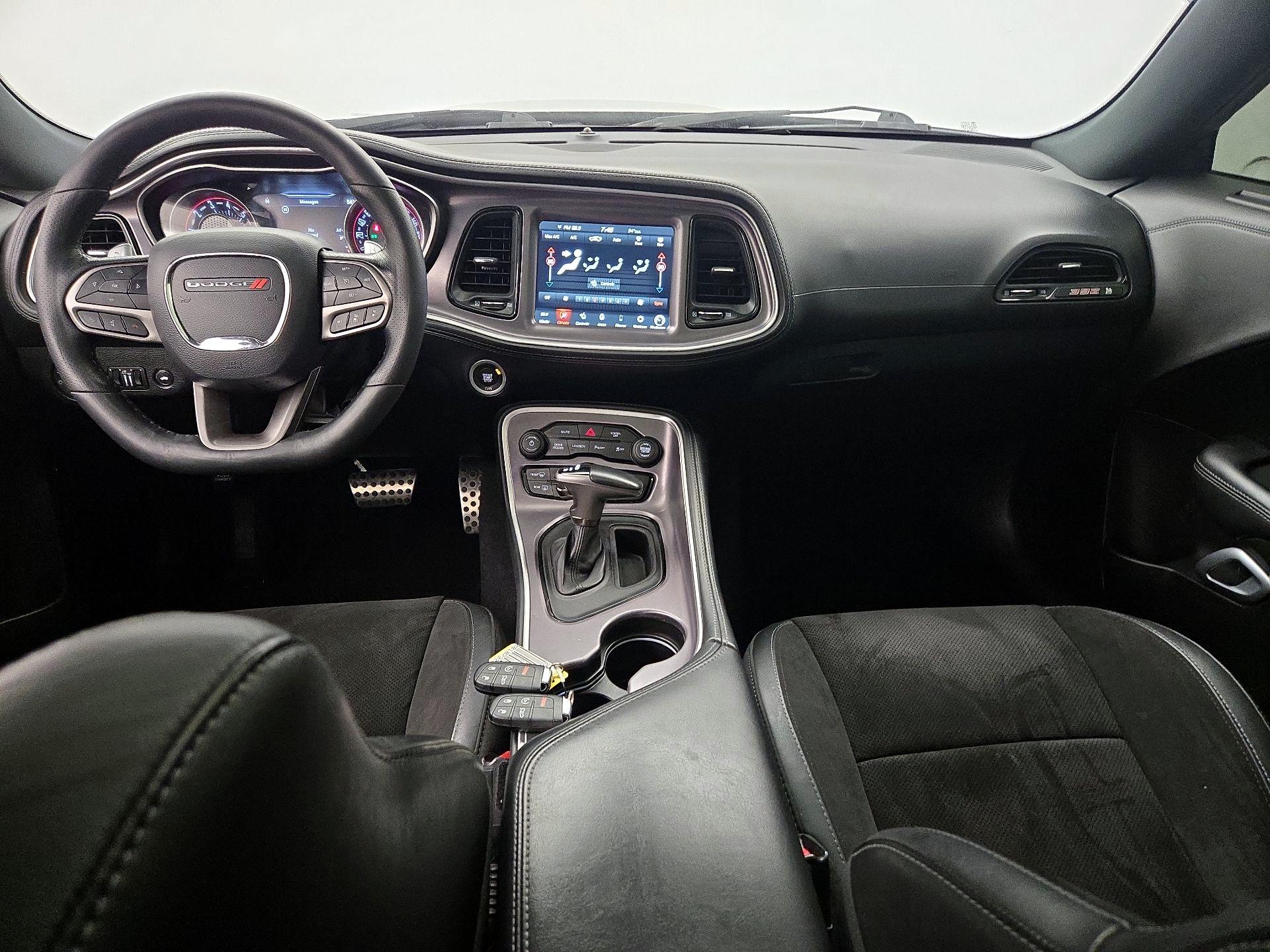 Thumbnail: 2021 Dodge Challenger - 9