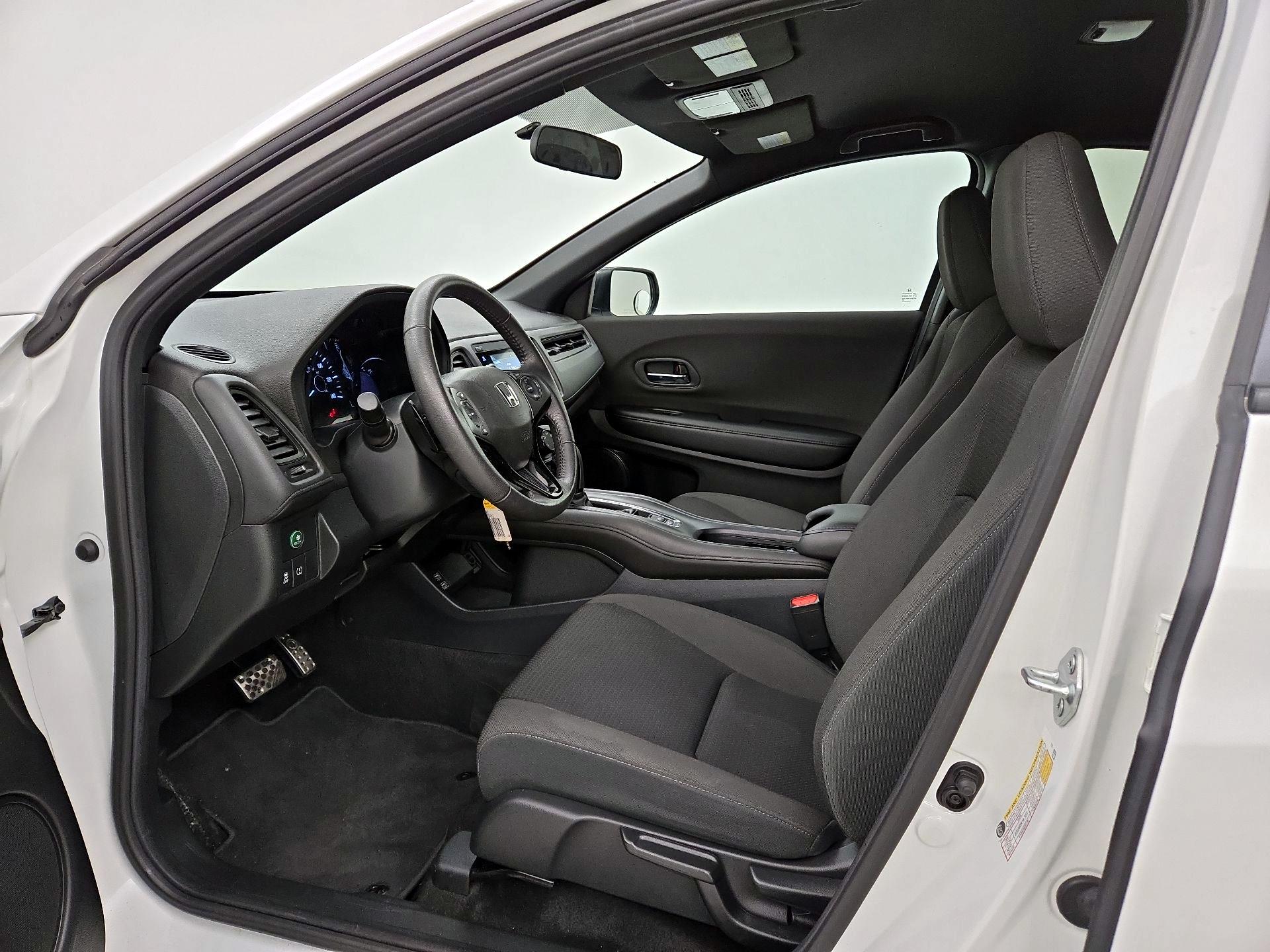 Thumbnail: 2022 Honda HR-V - 11