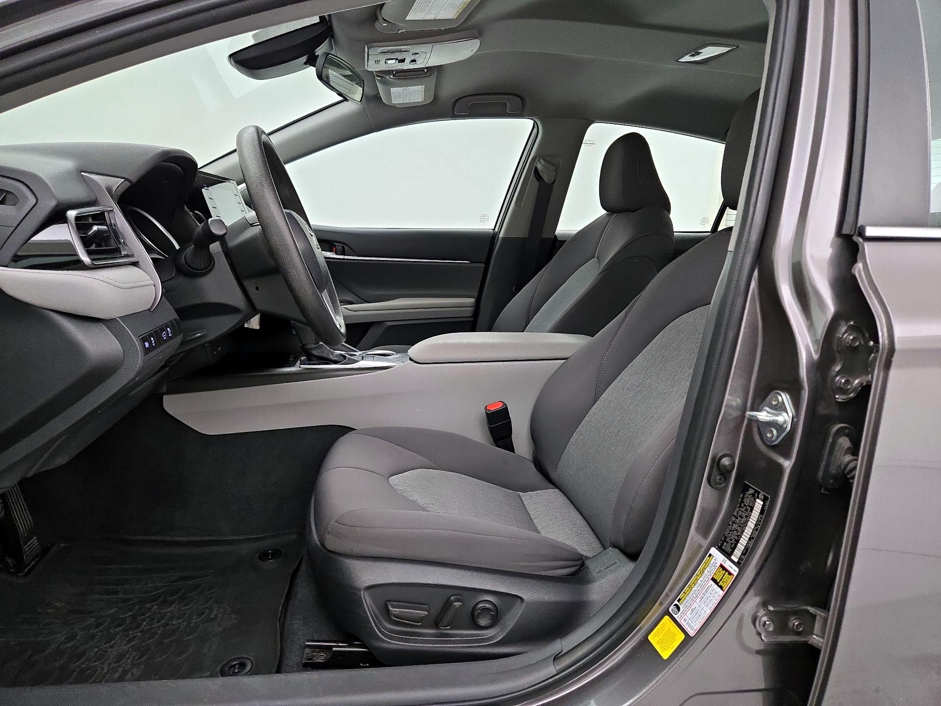 Thumbnail: 2023 Toyota Camry - 11