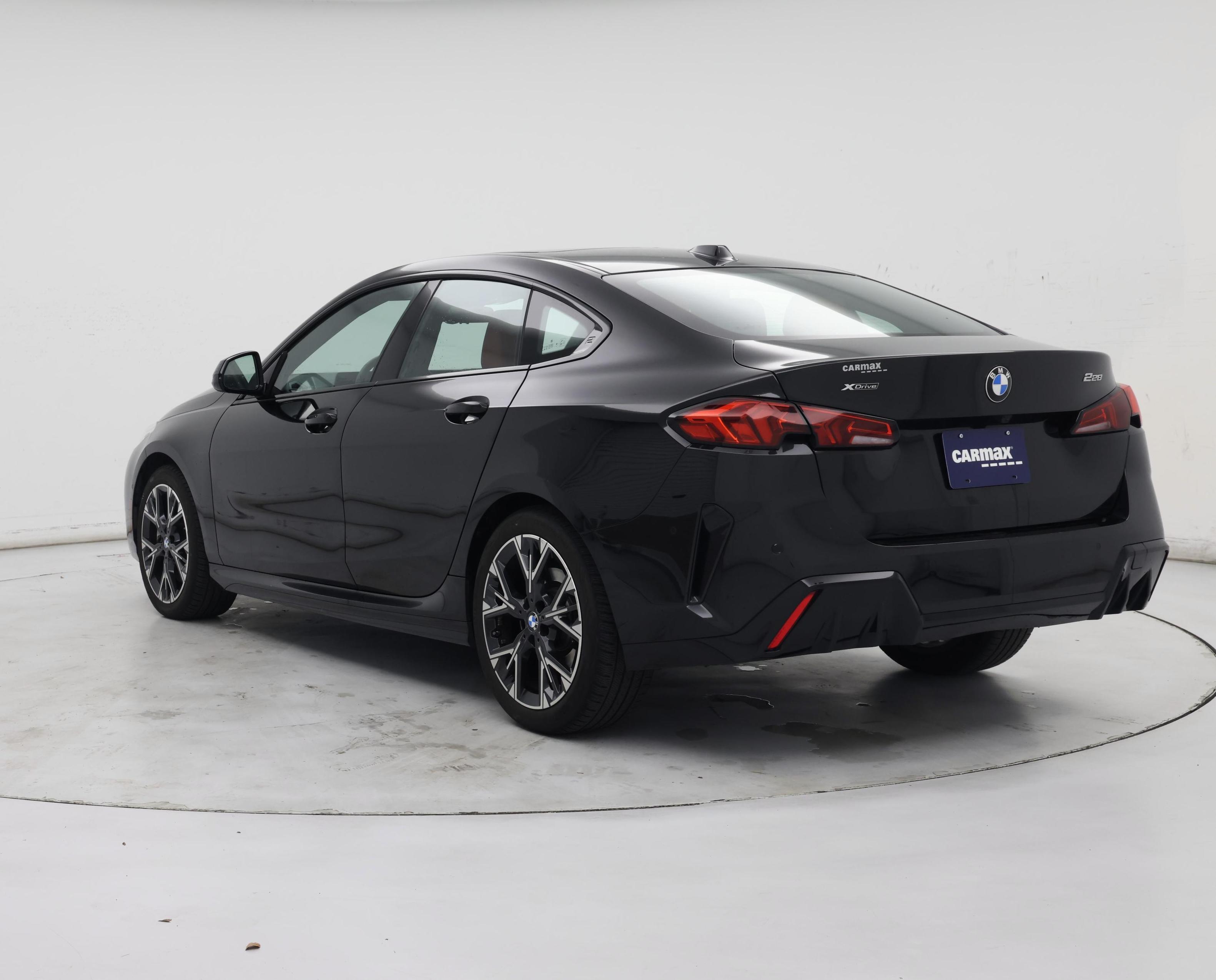 Thumbnail: 2025 BMW 2 Series - 2