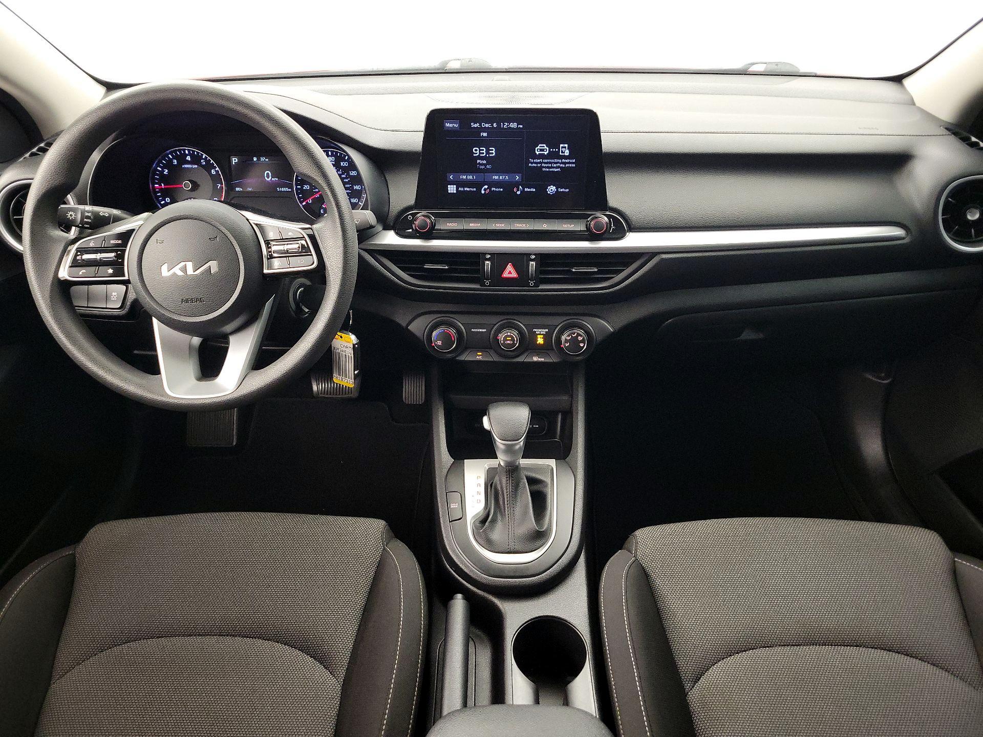 Thumbnail: 2022 Kia Forte - 9