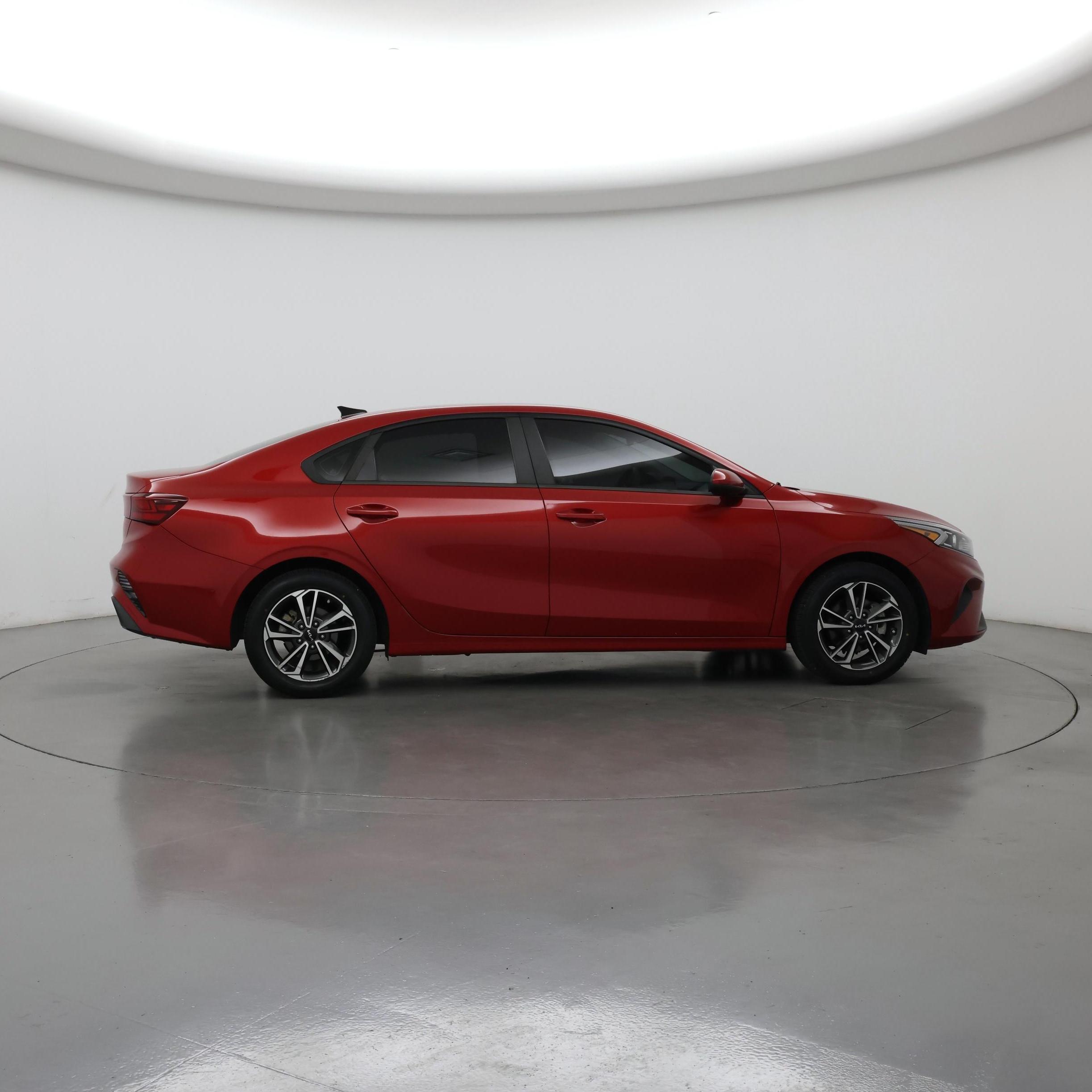 Thumbnail: 2022 Kia Forte - 7