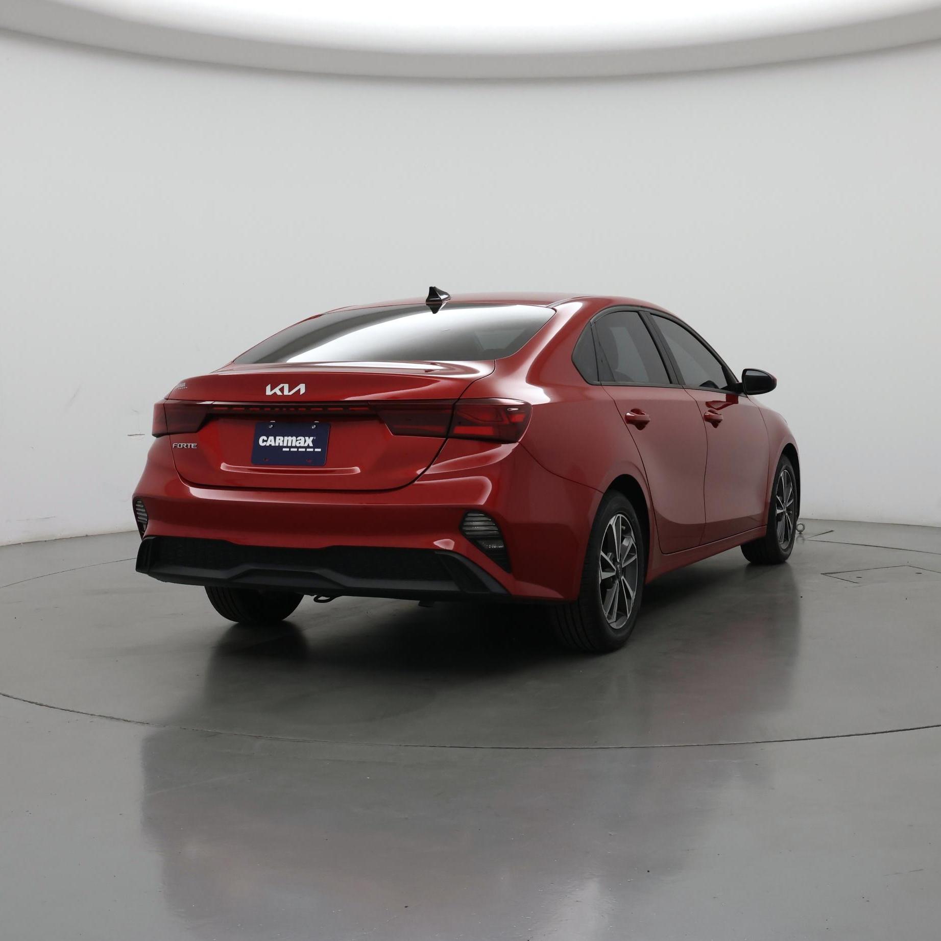 Thumbnail: 2022 Kia Forte - 8