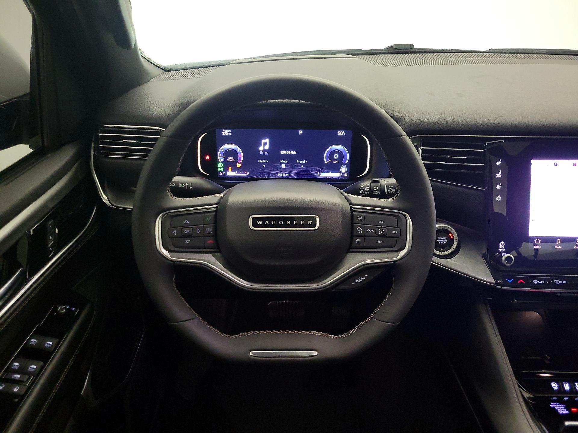 Thumbnail: 2022 Jeep Wagoneer - 10