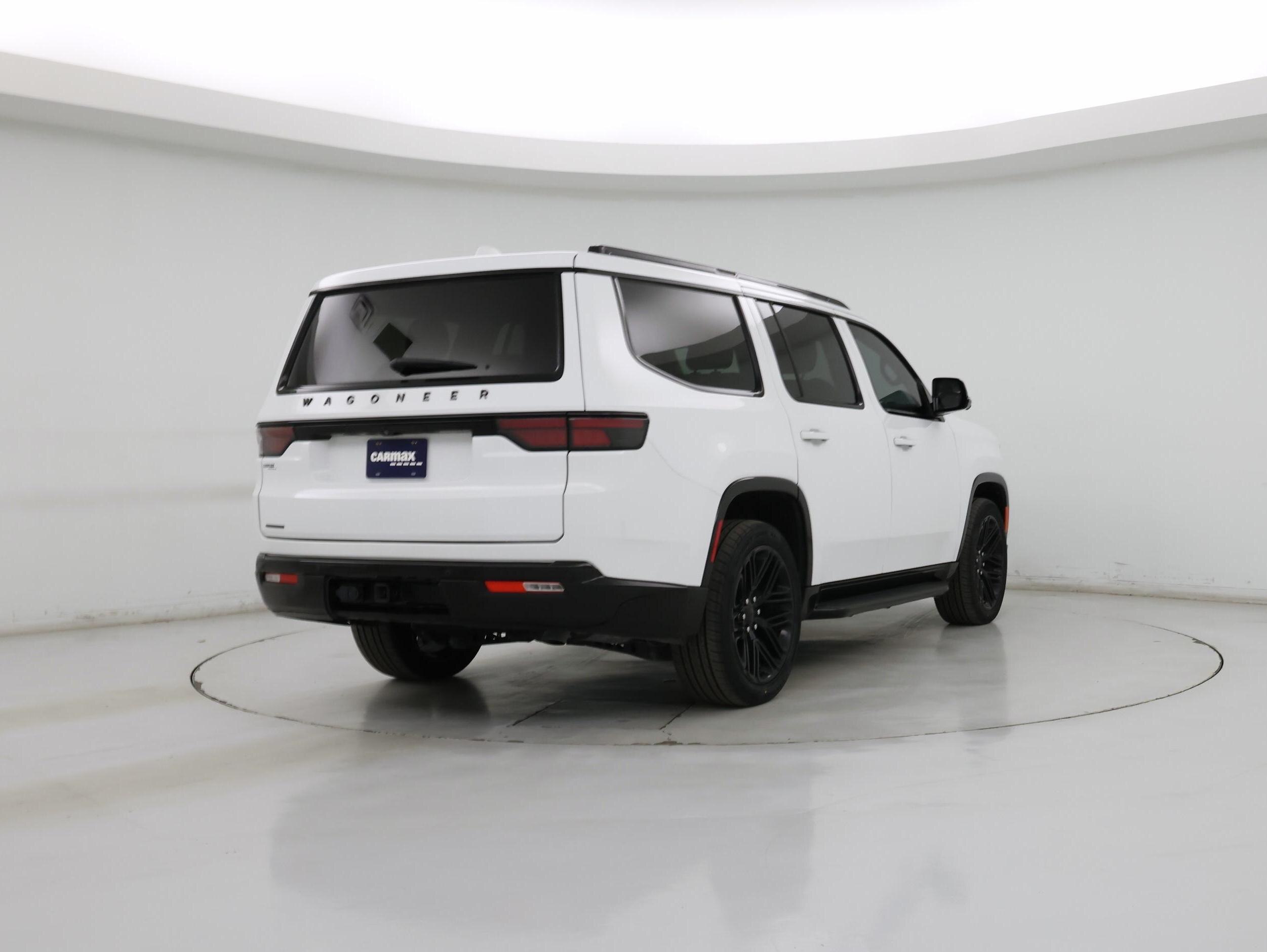 Thumbnail: 2022 Jeep Wagoneer - 8