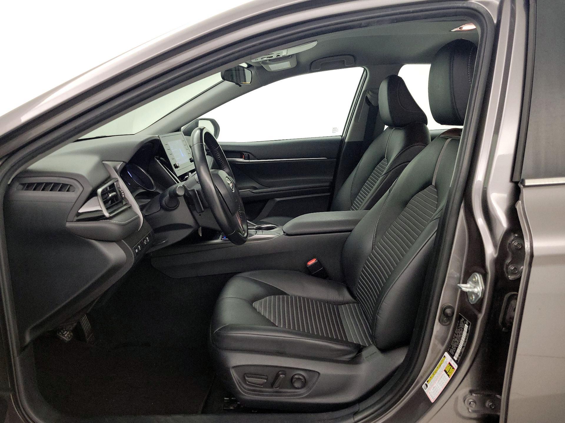 Thumbnail: 2023 Toyota Camry - 11