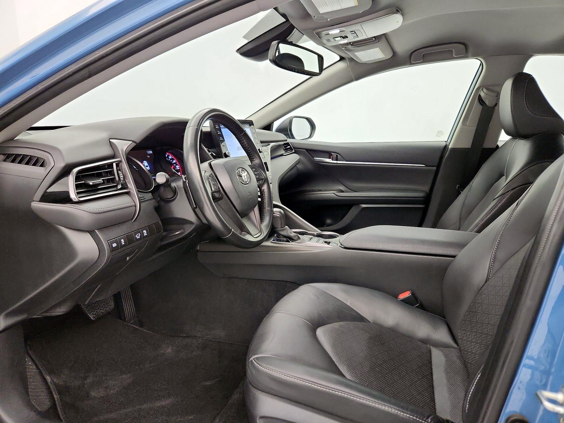 Thumbnail: 2023 Toyota Camry - 11