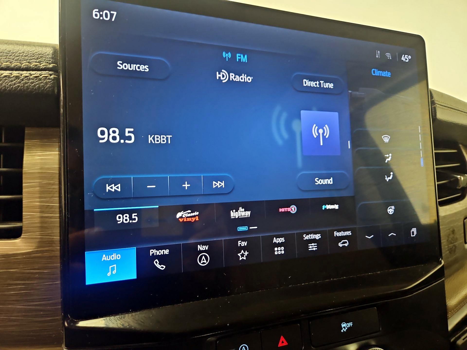 Thumbnail: 2024 Ford Expedition MAX - 16