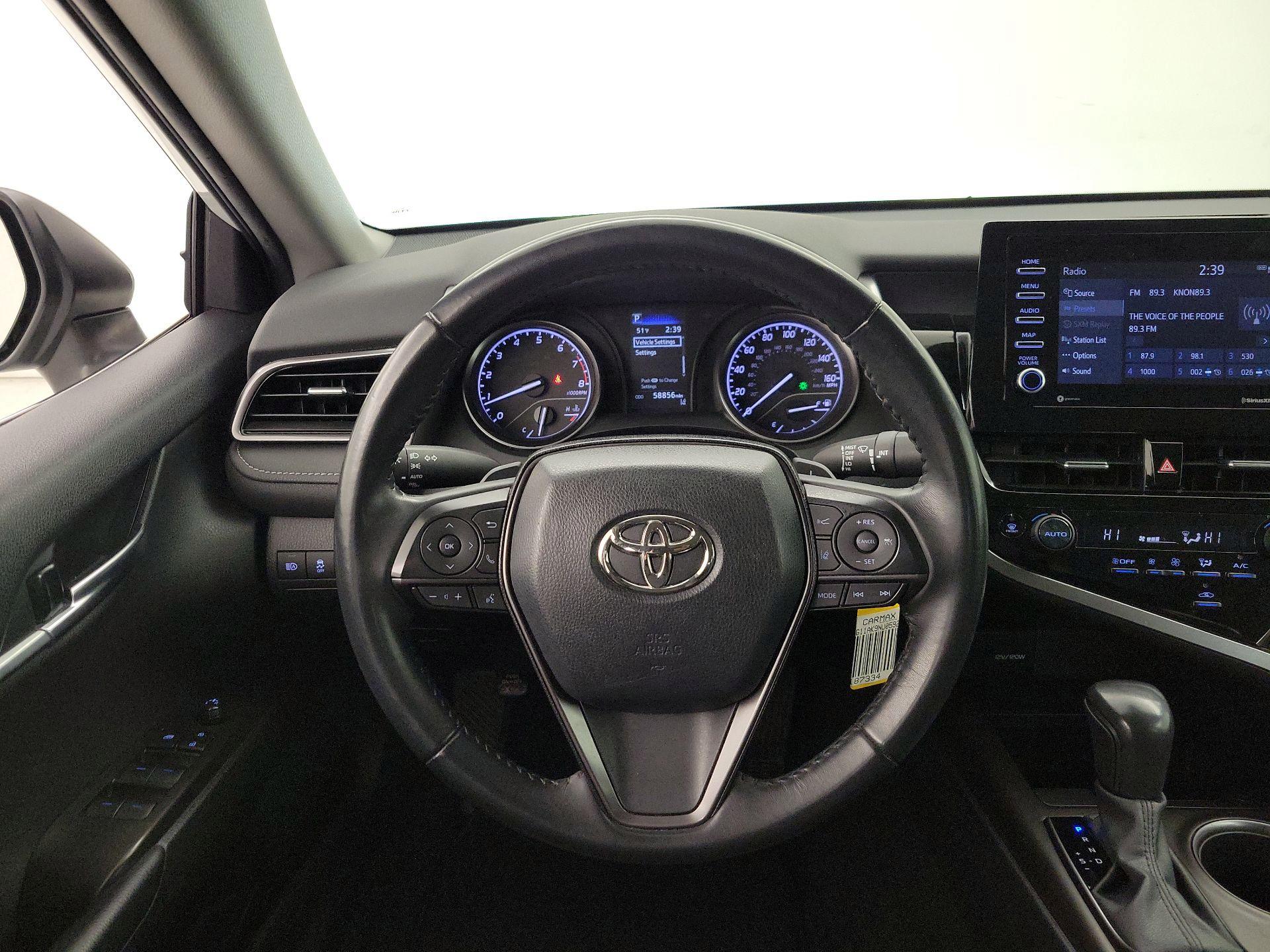 Thumbnail: 2022 Toyota Camry - 10