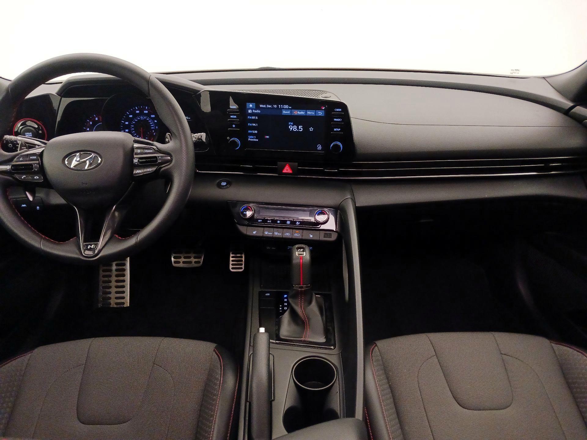 Thumbnail: 2022 Hyundai Elantra - 9