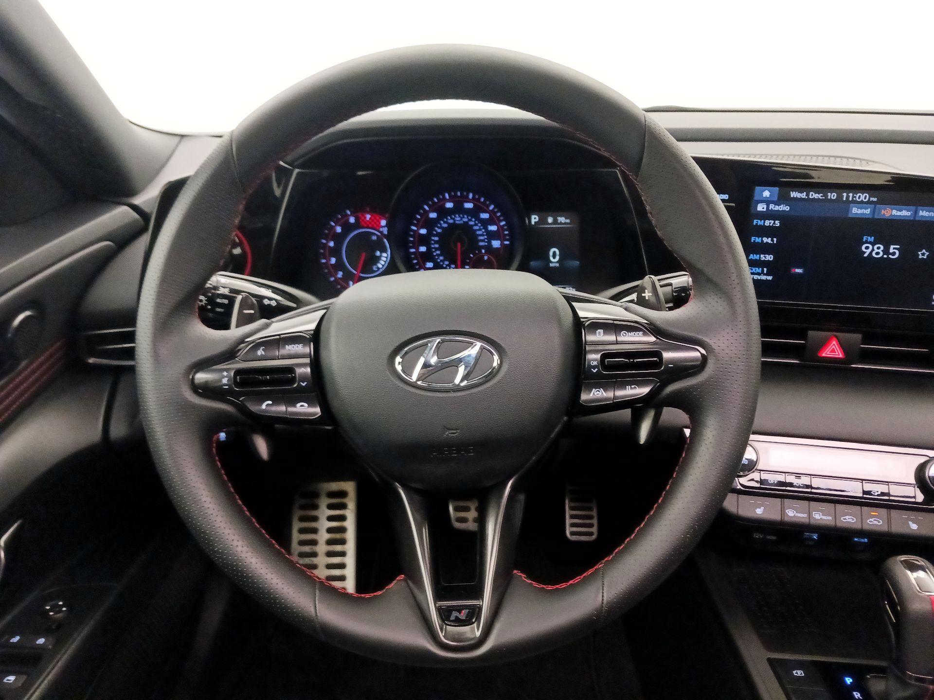 Thumbnail: 2022 Hyundai Elantra - 10