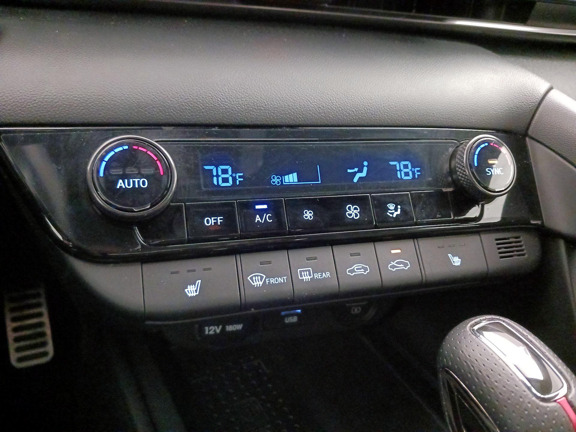 Thumbnail: 2022 Hyundai Elantra - 16