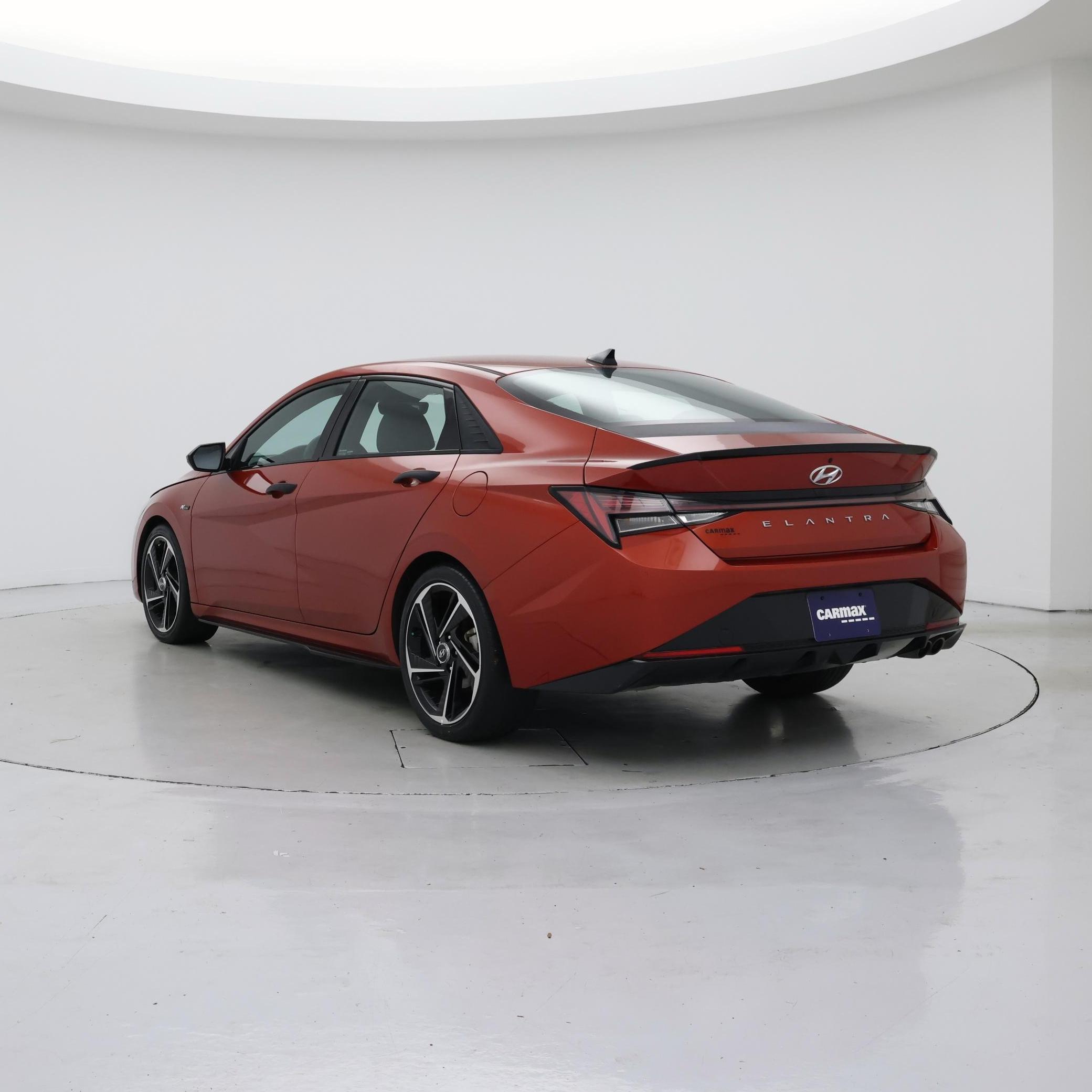 Thumbnail: 2022 Hyundai Elantra - 2