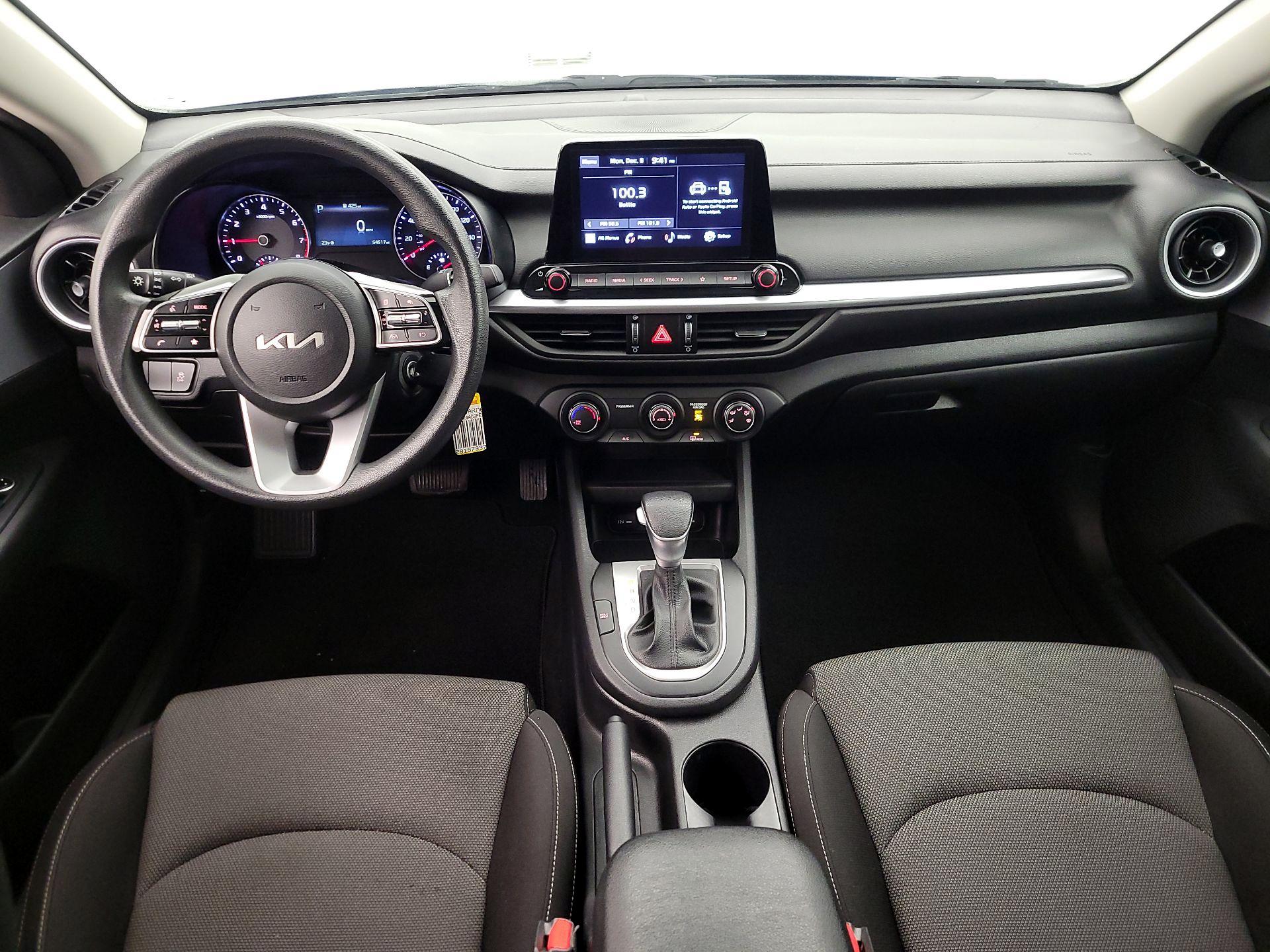 Thumbnail: 2023 Kia Forte - 9