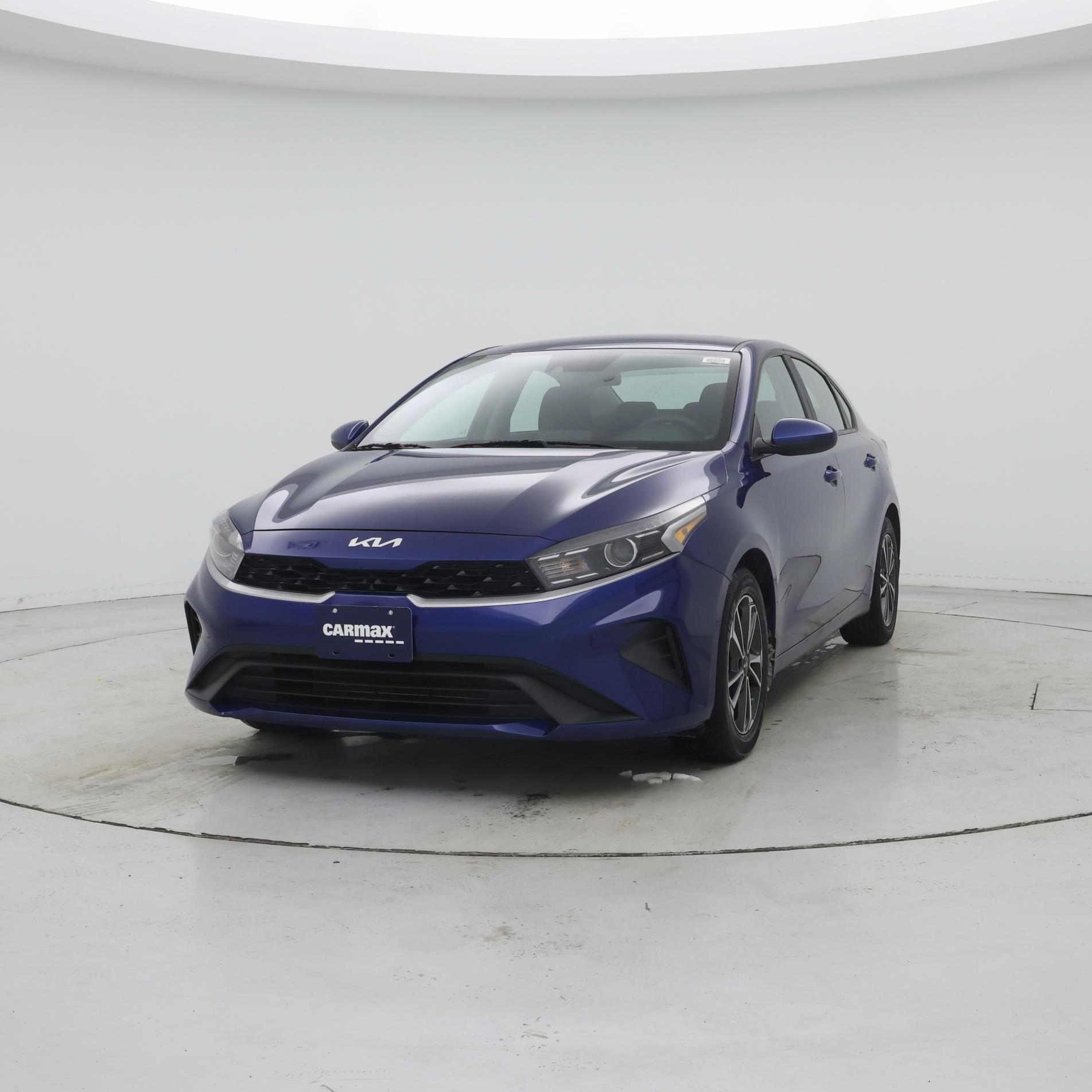 Thumbnail: 2023 Kia Forte - 4