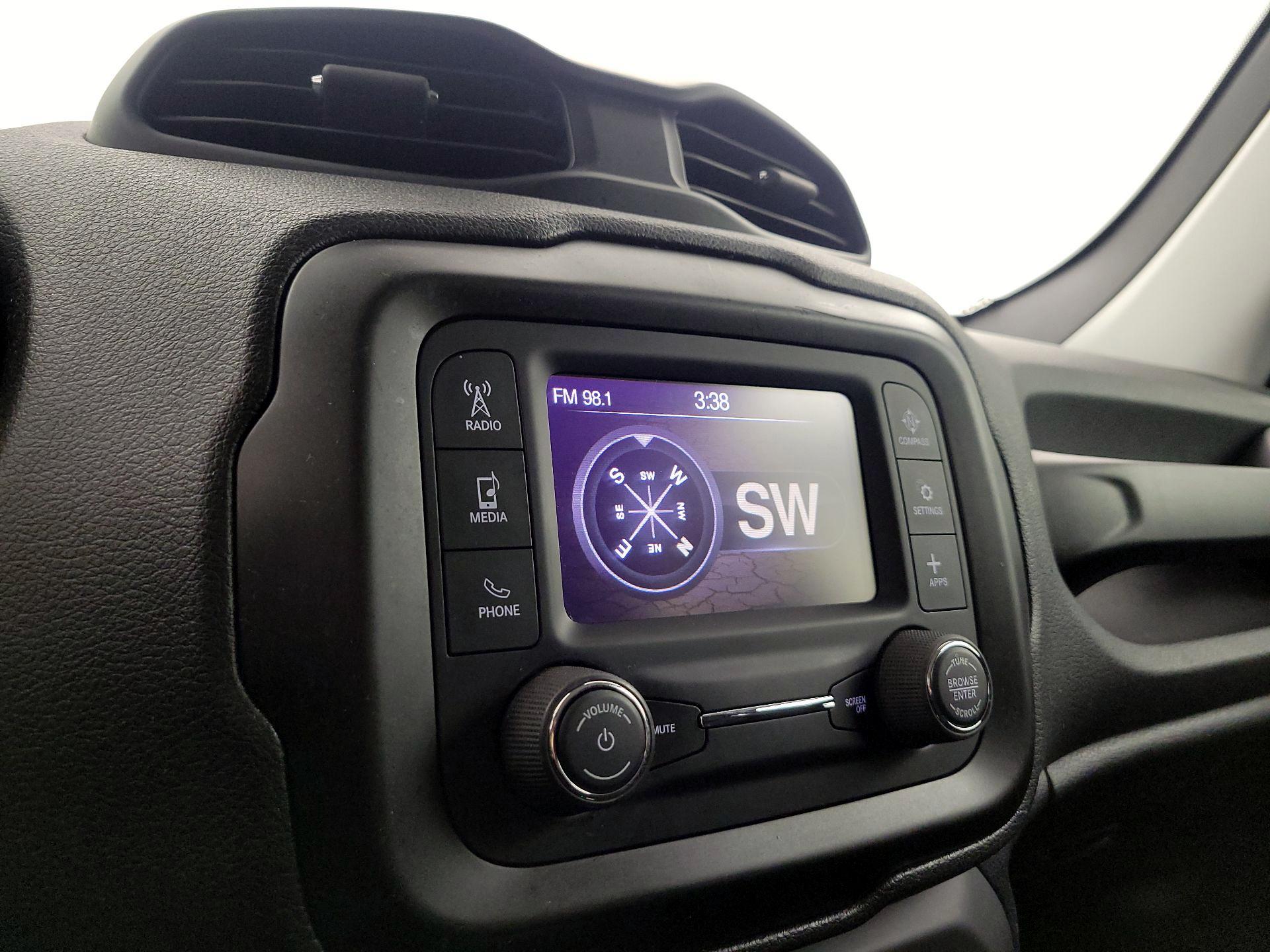 Thumbnail: 2020 Jeep Renegade - 14