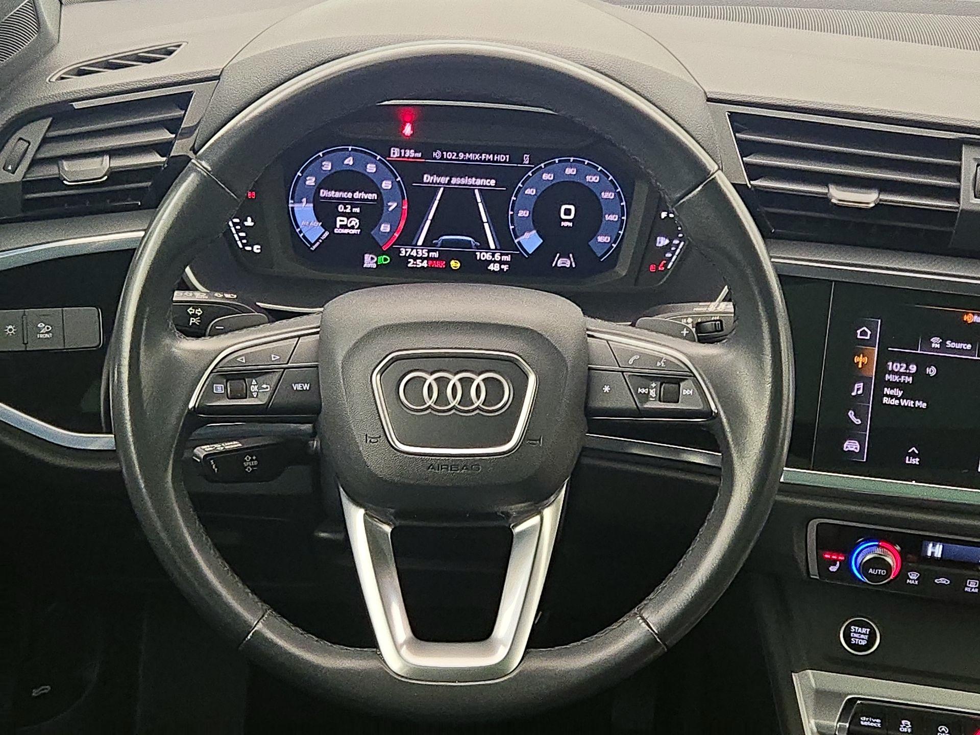 Thumbnail: 2023 Audi Q3 - 10