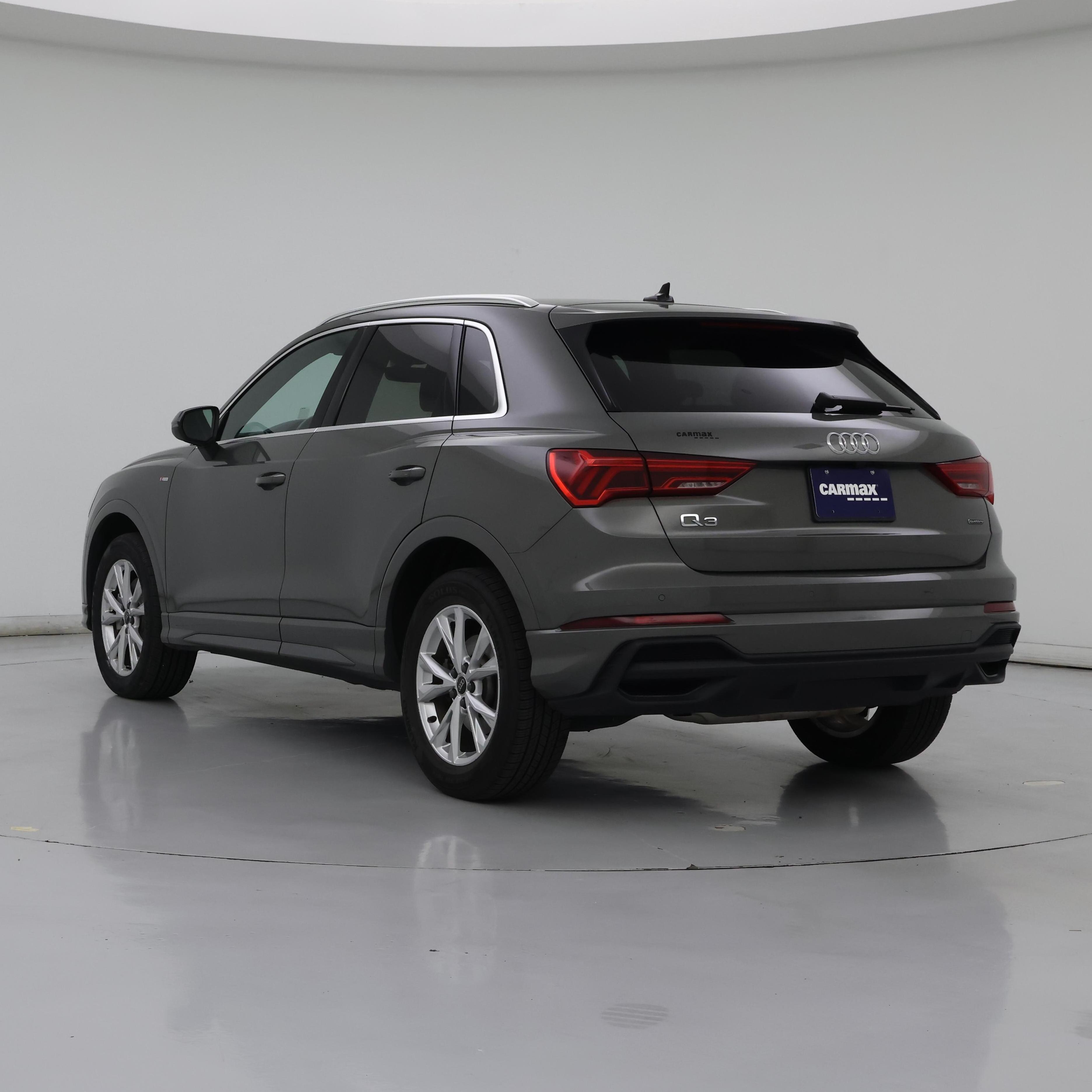 Thumbnail: 2023 Audi Q3 - 2