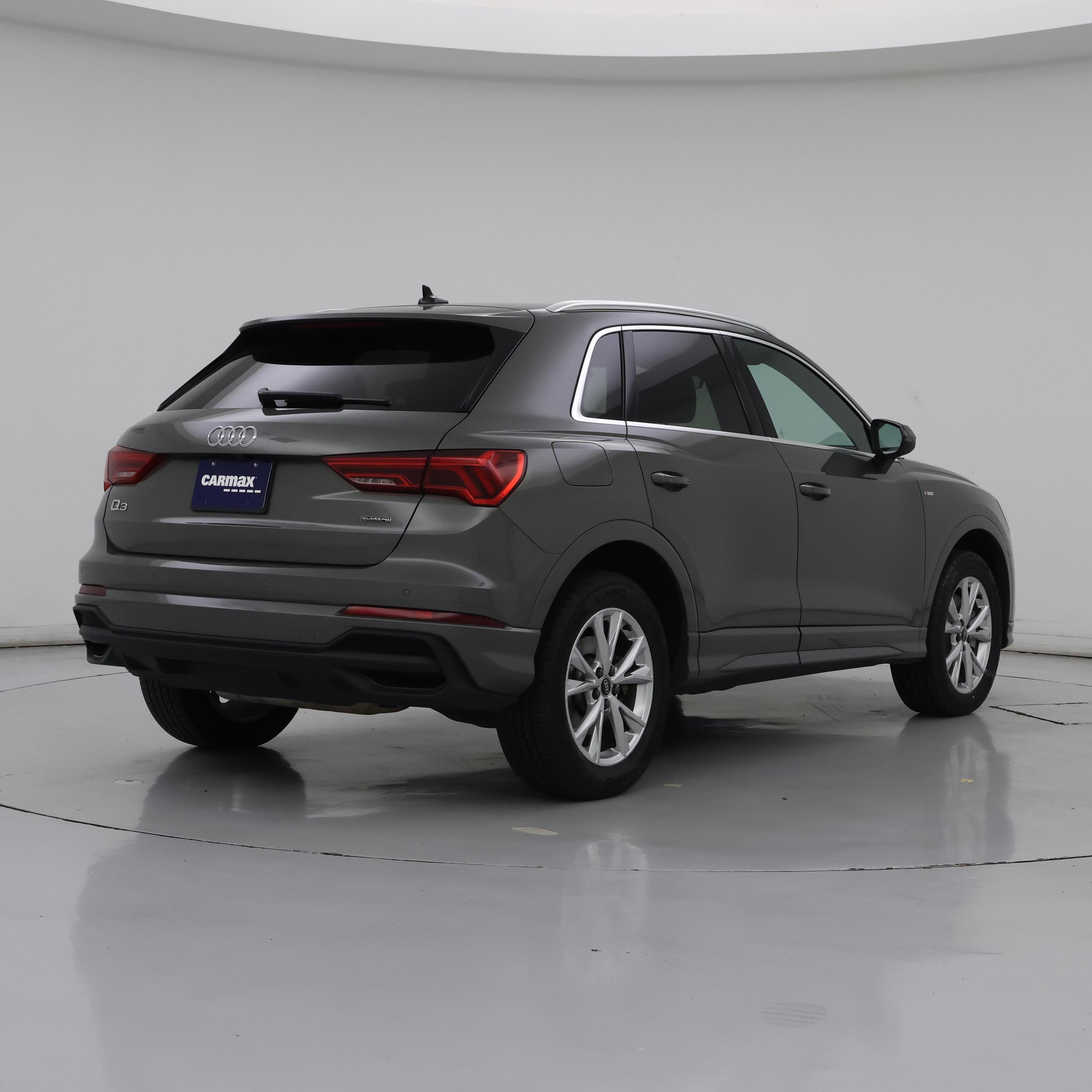 Thumbnail: 2023 Audi Q3 - 8