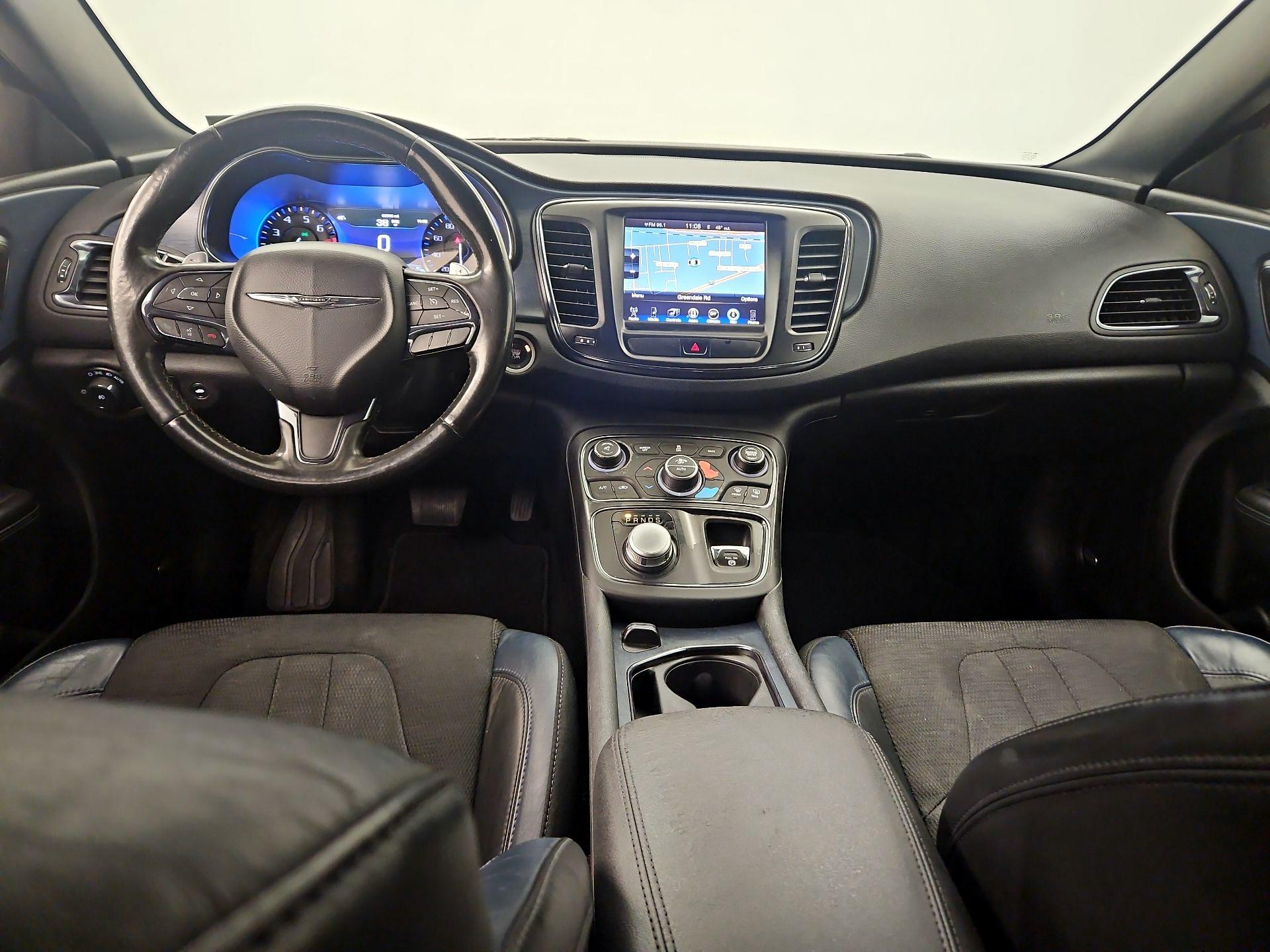 Thumbnail: 2015 Chrysler 200 - 9