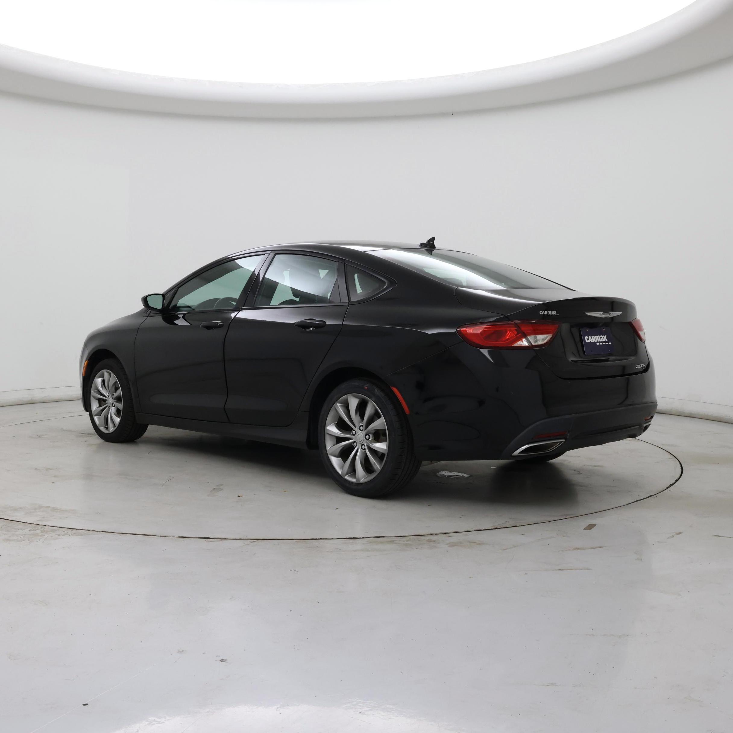 Thumbnail: 2015 Chrysler 200 - 2