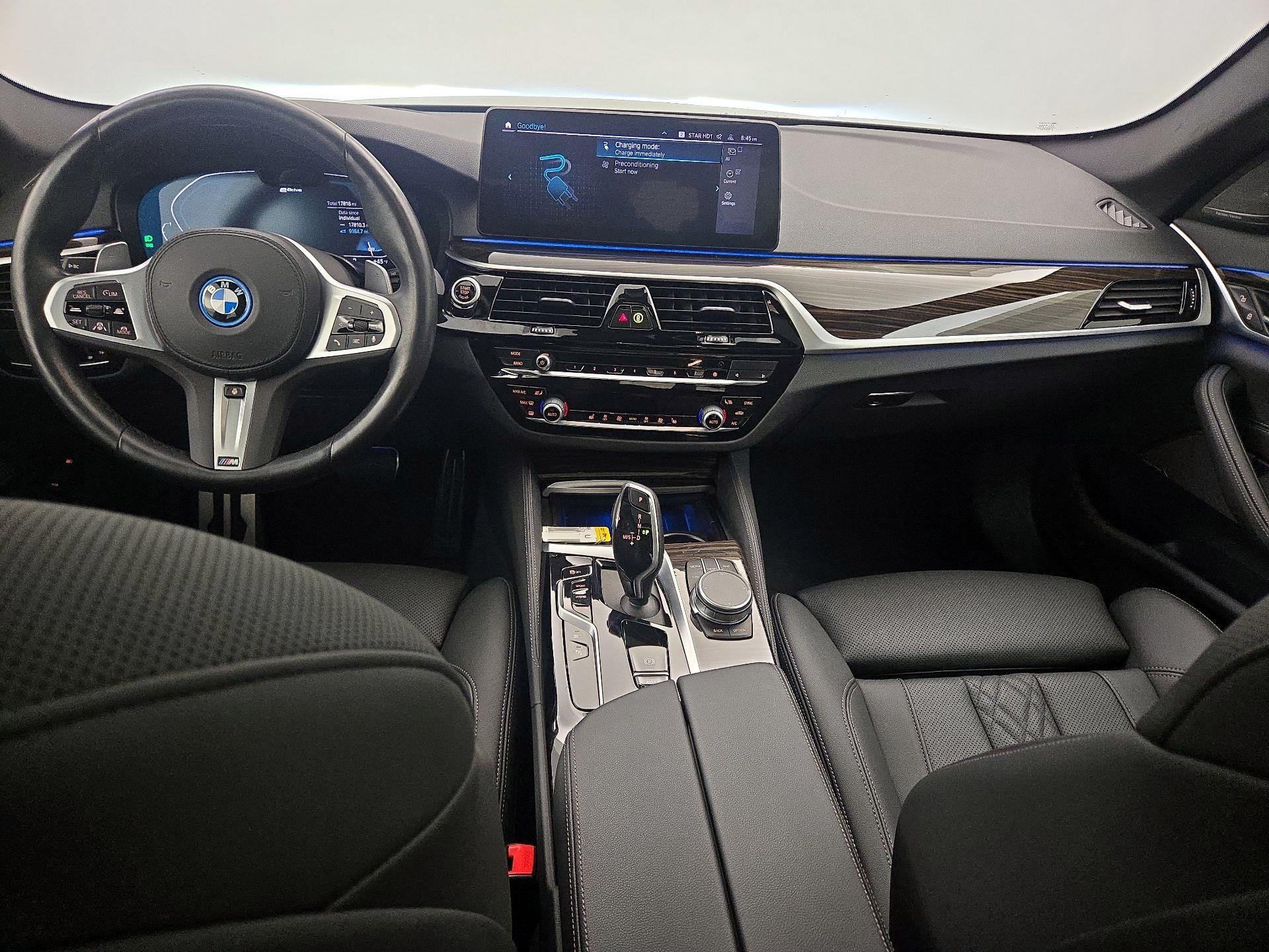 Thumbnail: 2023 BMW 5 Series - 9