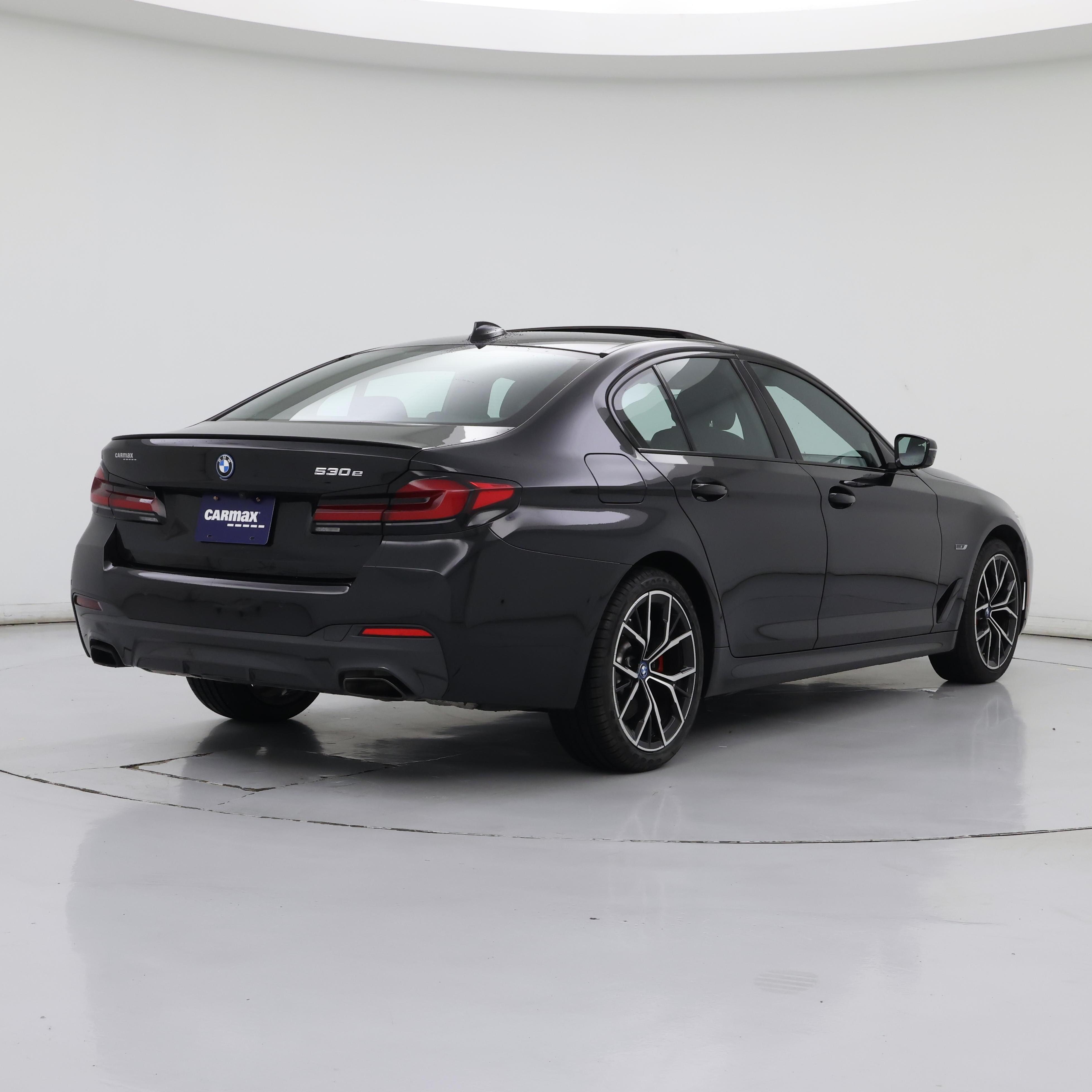 Thumbnail: 2023 BMW 5 Series - 8