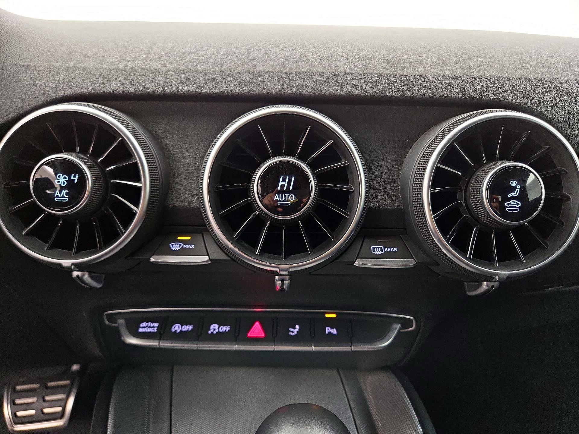 Thumbnail: 2021 Audi TT - 17