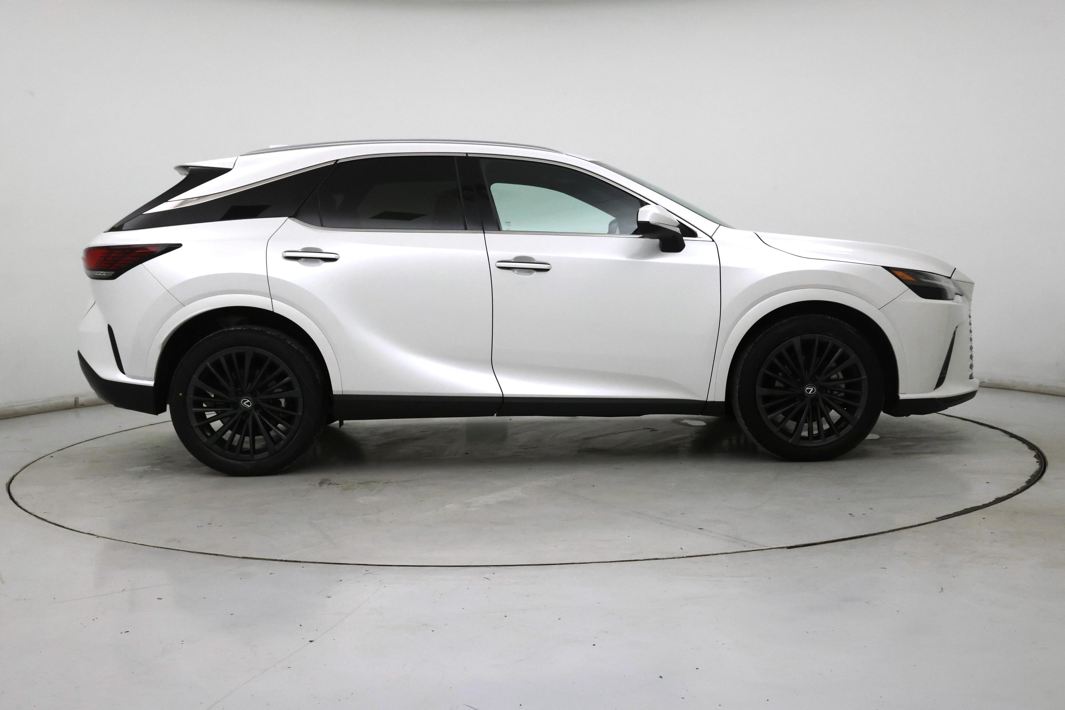 Thumbnail: 2024 Lexus RX - 7